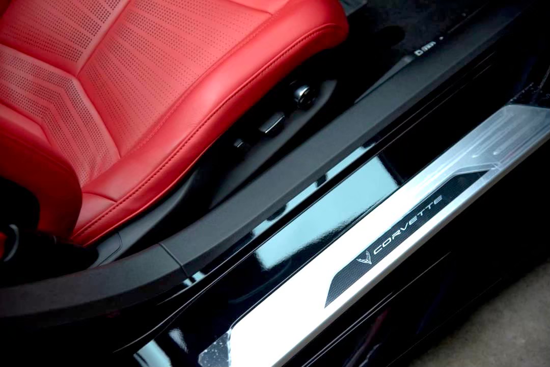 2024 Chevrolet Corvette สีดำ (รูปที่ 7)