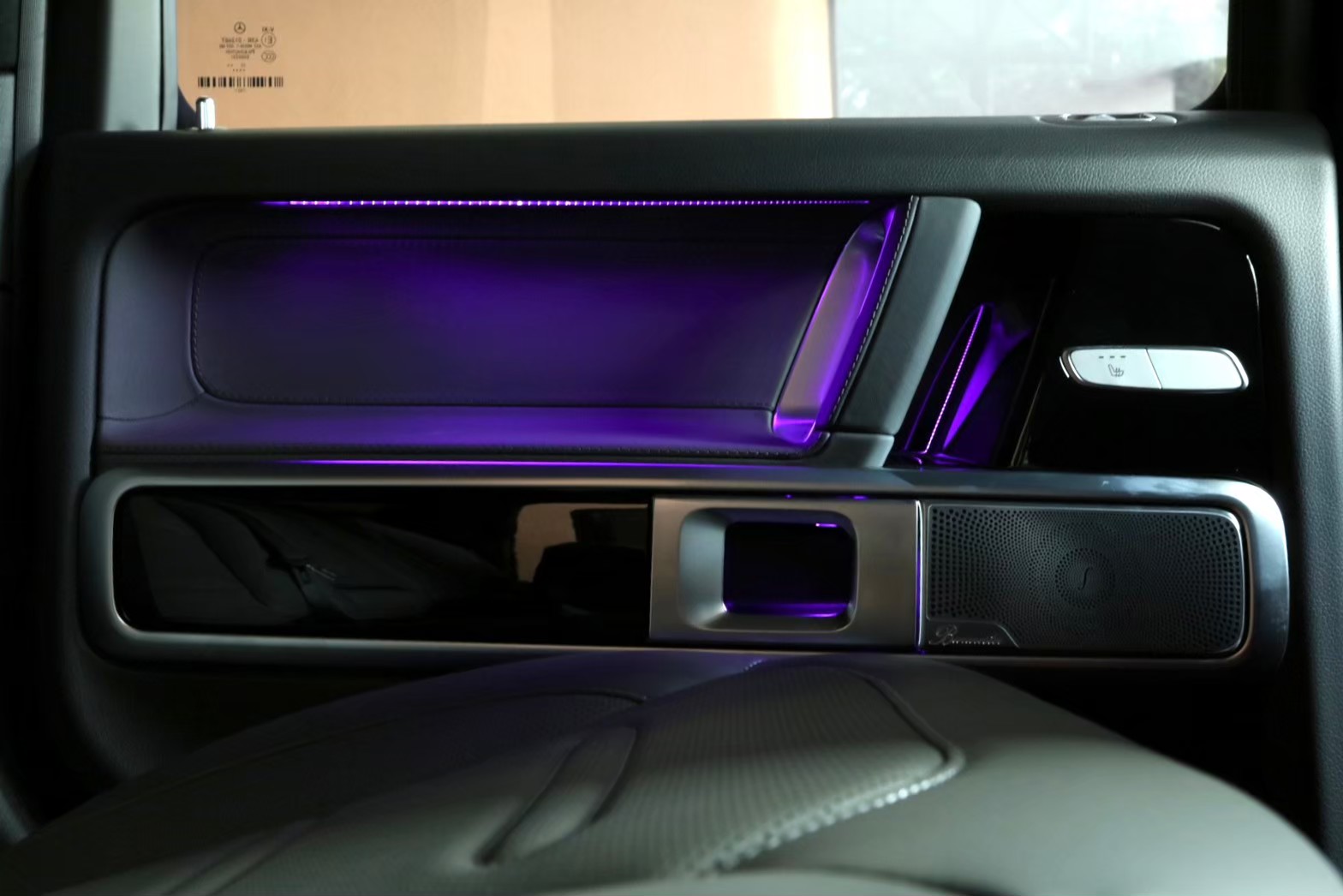 2024 Mercedes-Benz G400d AMG สีดำ (รูปที่ 13)