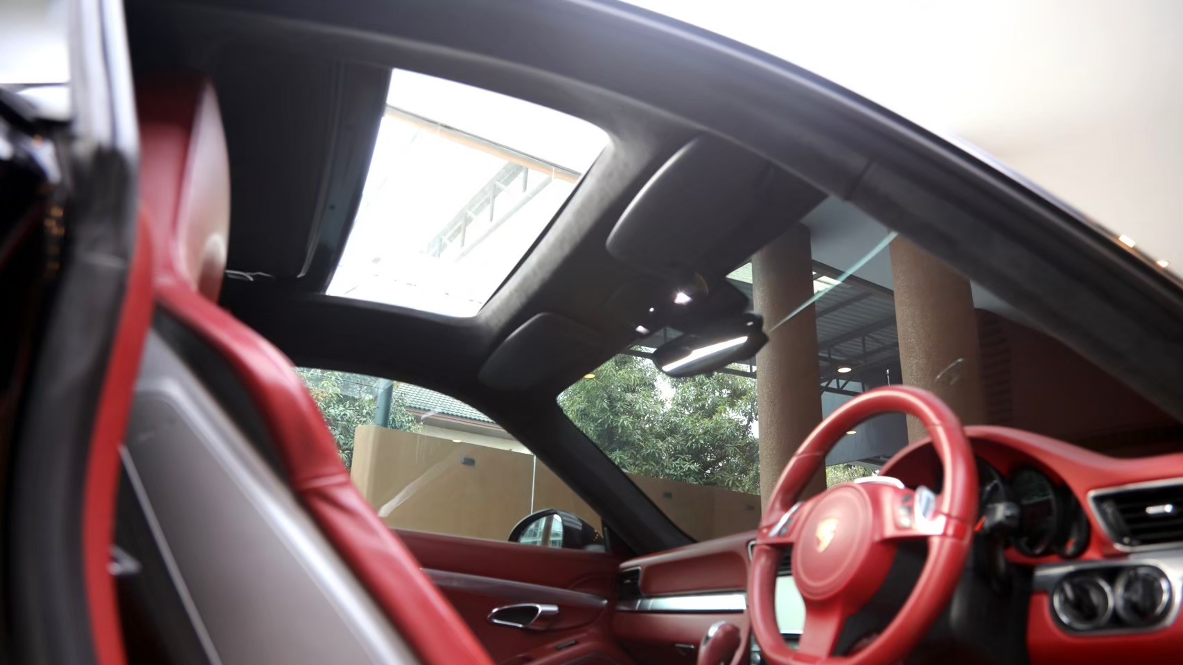 2012 Porsche 911 991 Carrera สีดำ (รูปที่ 13)