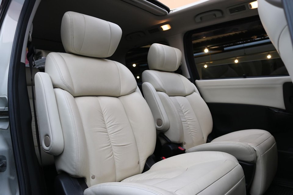 Nissan Elgrand ปี 2012 สีขาว (รูปที่ 16)