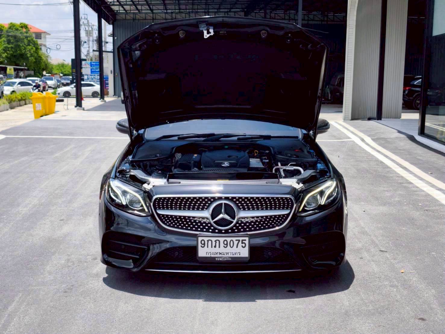 2020 Mercedes-Benz E-Class E 200 Coupe AMG สีดำ (รูปที่ 3)