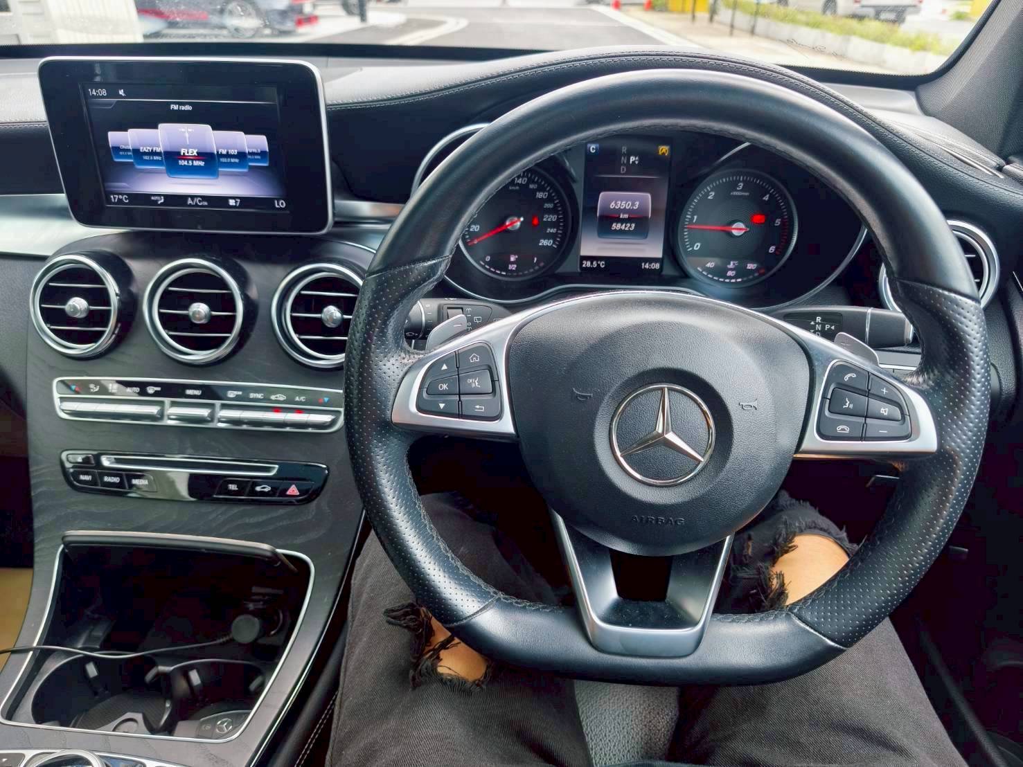 2021 Mercedes-Benz GLC-Class GLC 250 d สีเทา (รูปที่ 5)