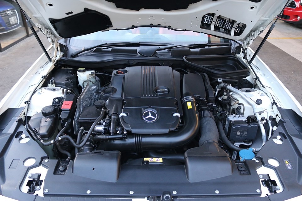 Mercedes-Benz SLK-Class R172 ปี 2012 สีขาว (รูปที่ 26)