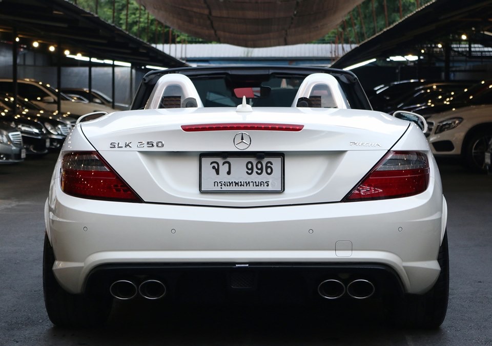 Mercedes-Benz SLK-Class R172 ปี 2012 สีขาว (รูปที่ 5)