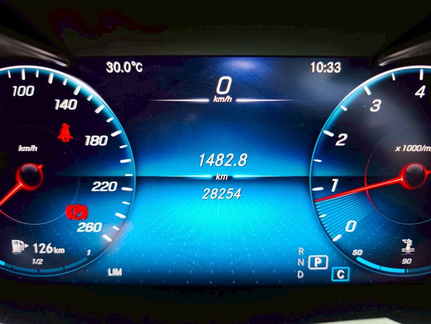2022 Mercedes-Benz C-Class Coupe C 200 AMG สีดำ (รูปที่ 6)