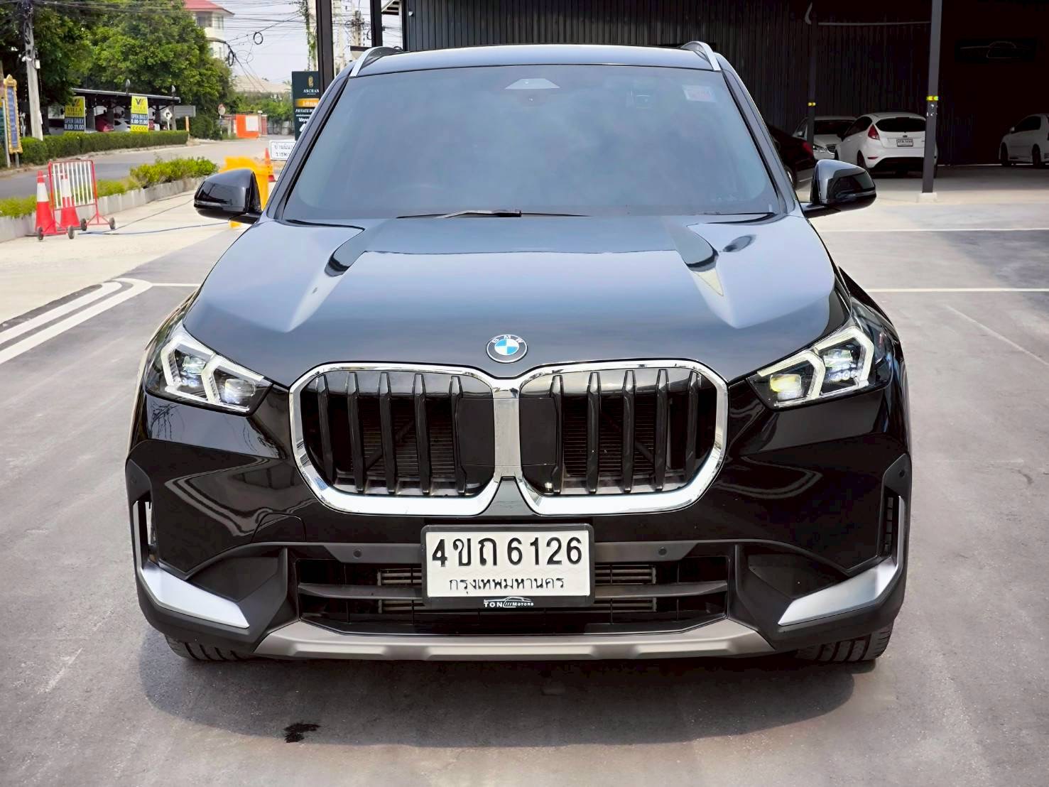 2023 BMW X1 U11 สีดำ (รูปที่ 3)