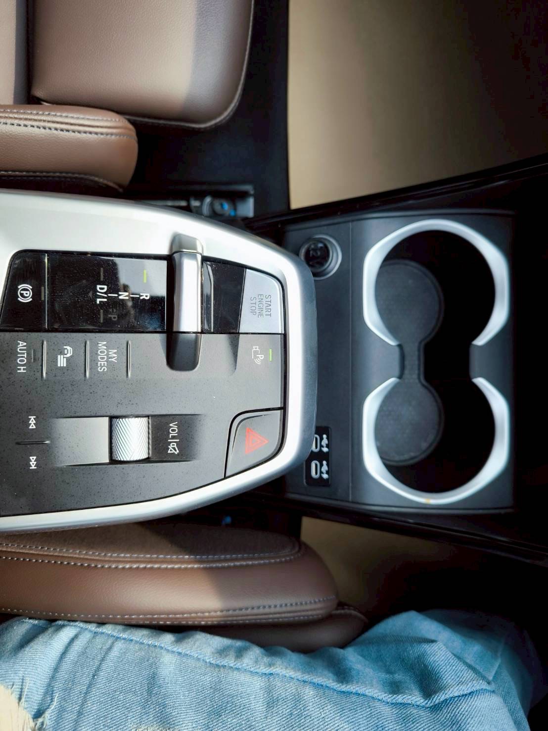 2023 BMW X1 U11 สีดำ (รูปที่ 15)