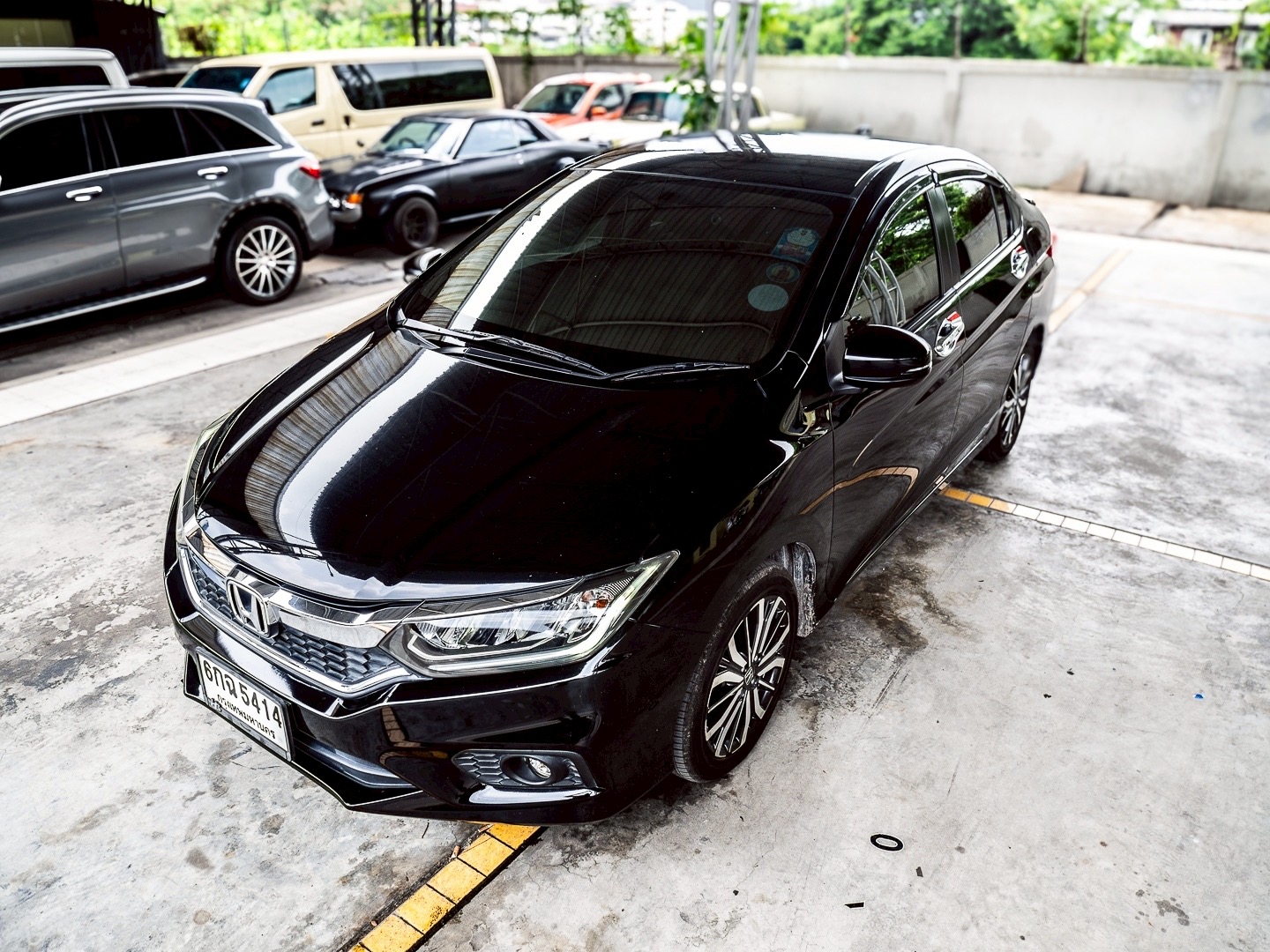 2017 Honda City สีดำ (รูปที่ 12)