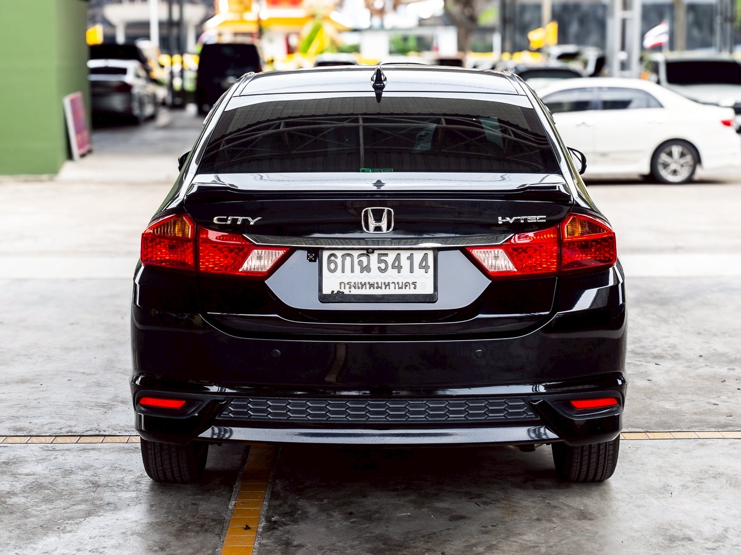 2017 Honda City สีดำ (รูปที่ 5)