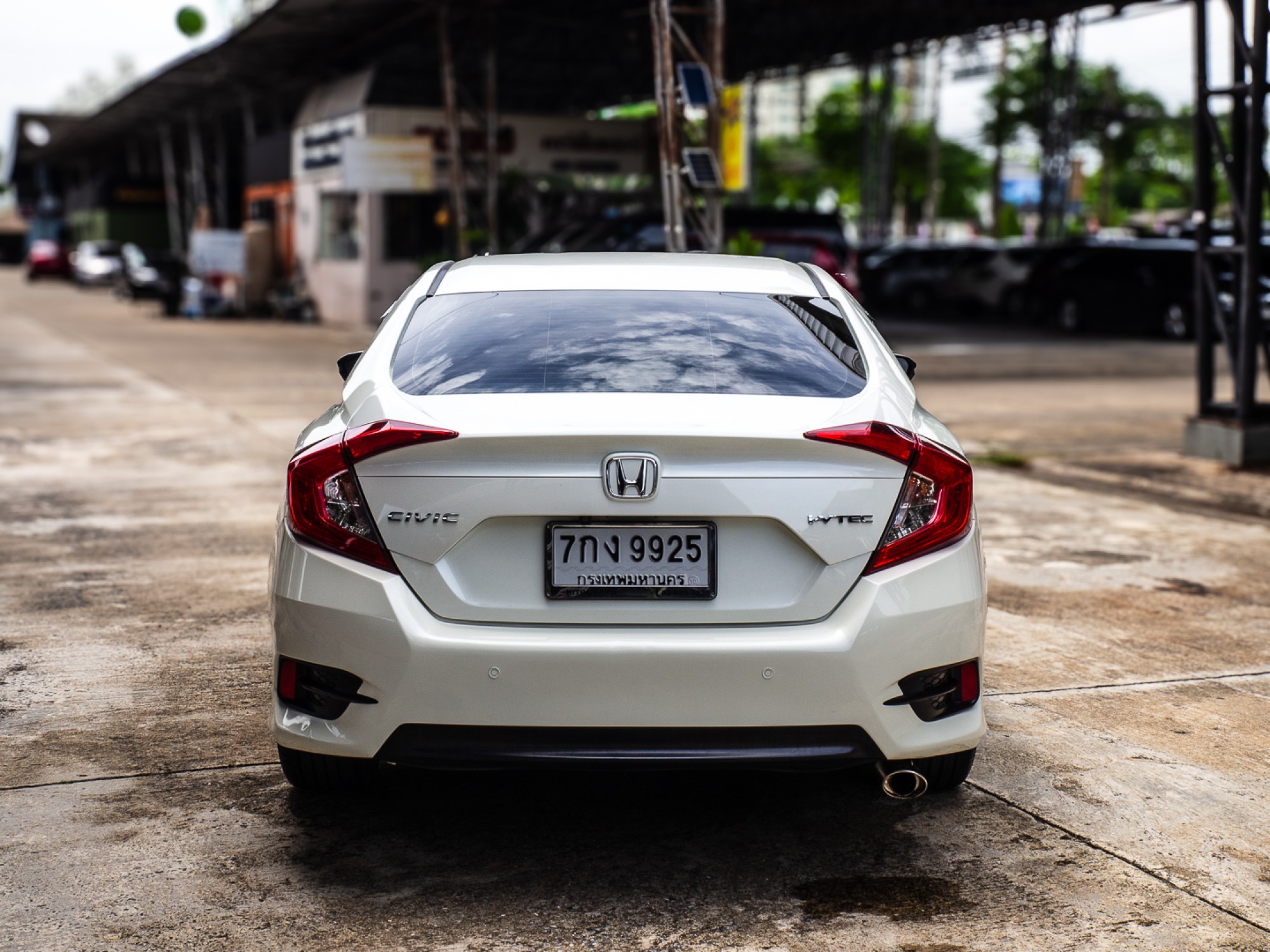 2018 Honda Civic Sedan สีขาว (รูปที่ 5)