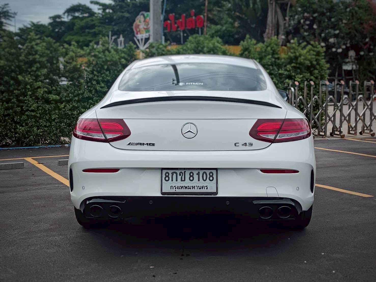2022 Mercedes-Benz C-Class Coupe C43 AMG สีขาว (รูปที่ 5)