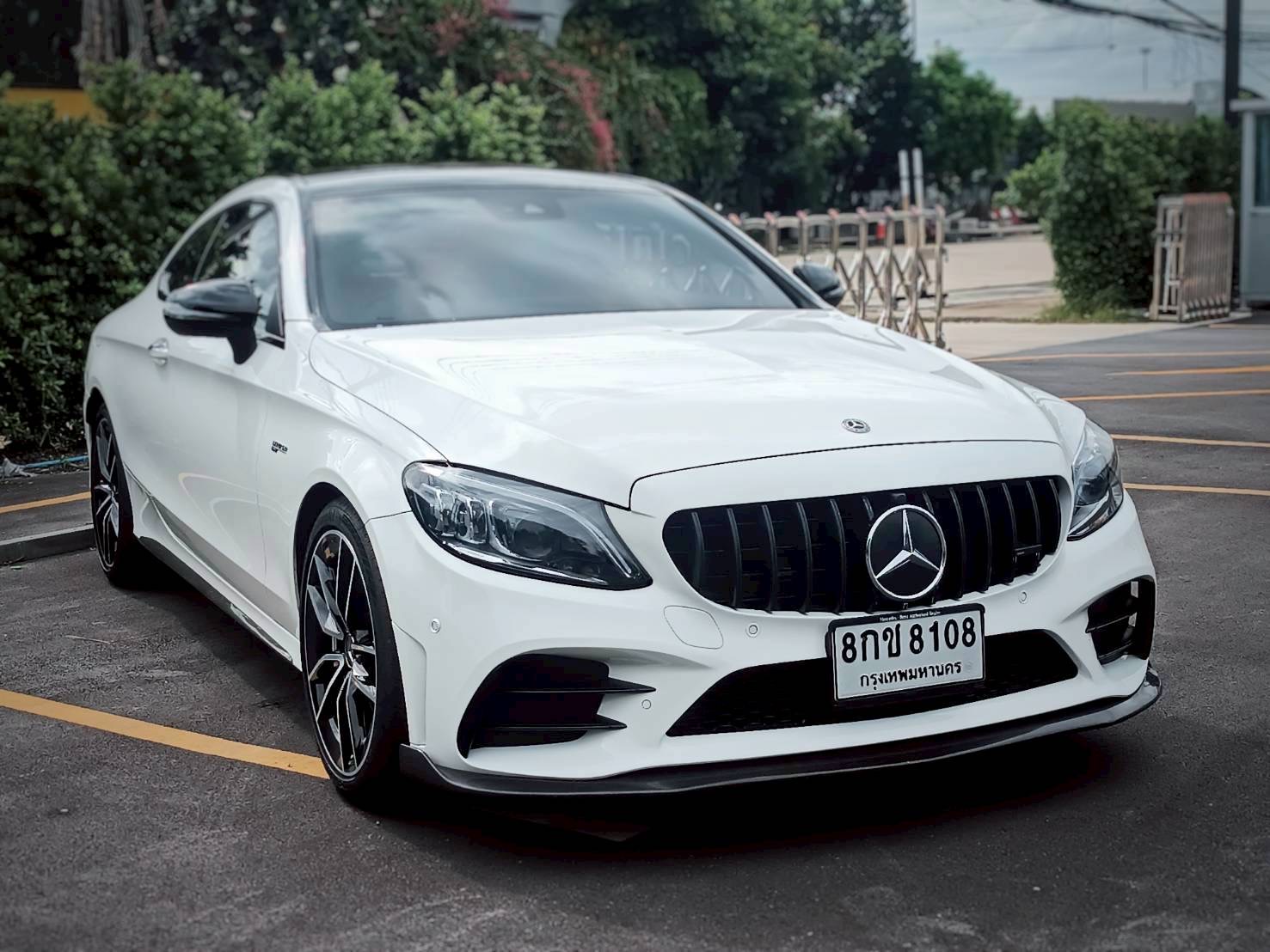 2022 Mercedes-Benz C-Class Coupe C43 AMG สีขาว (รูปที่ 3)