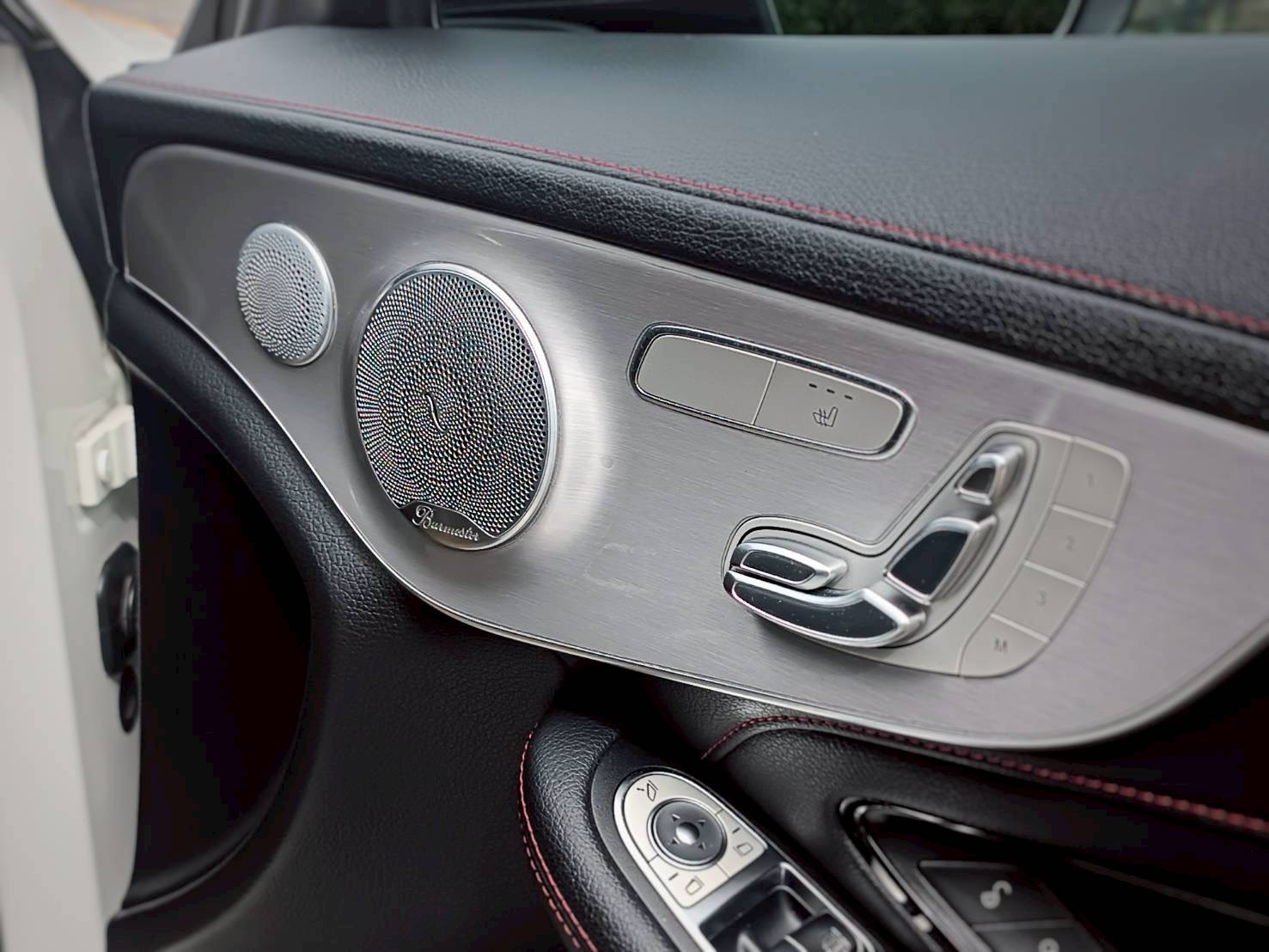 2022 Mercedes-Benz C-Class Coupe C43 AMG สีขาว (รูปที่ 11)