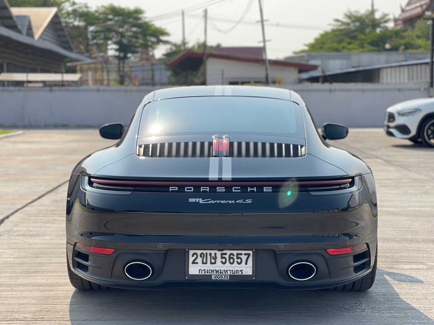 2021 Porsche CARRERA 4s 992 สีดำ (รูปที่ 8)