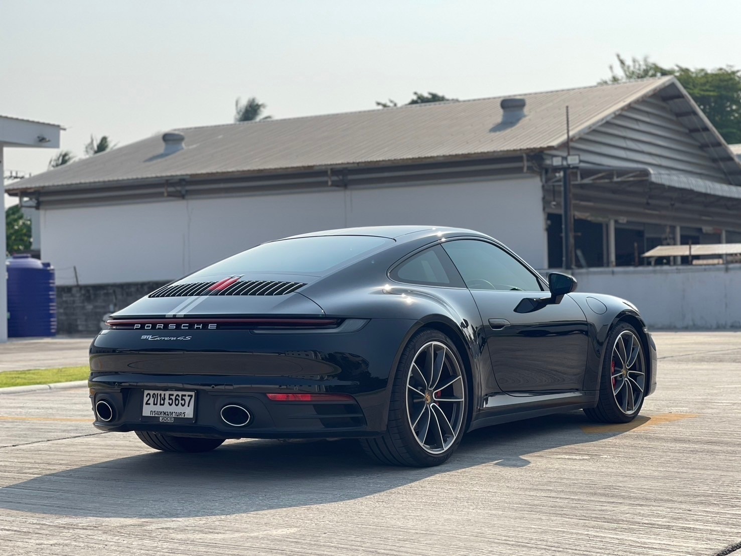 2021 Porsche CARRERA 4s 992 สีดำ (รูปที่ 7)