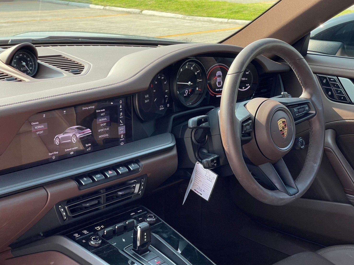 2021 Porsche CARRERA 4s 992 สีดำ (รูปที่ 15)
