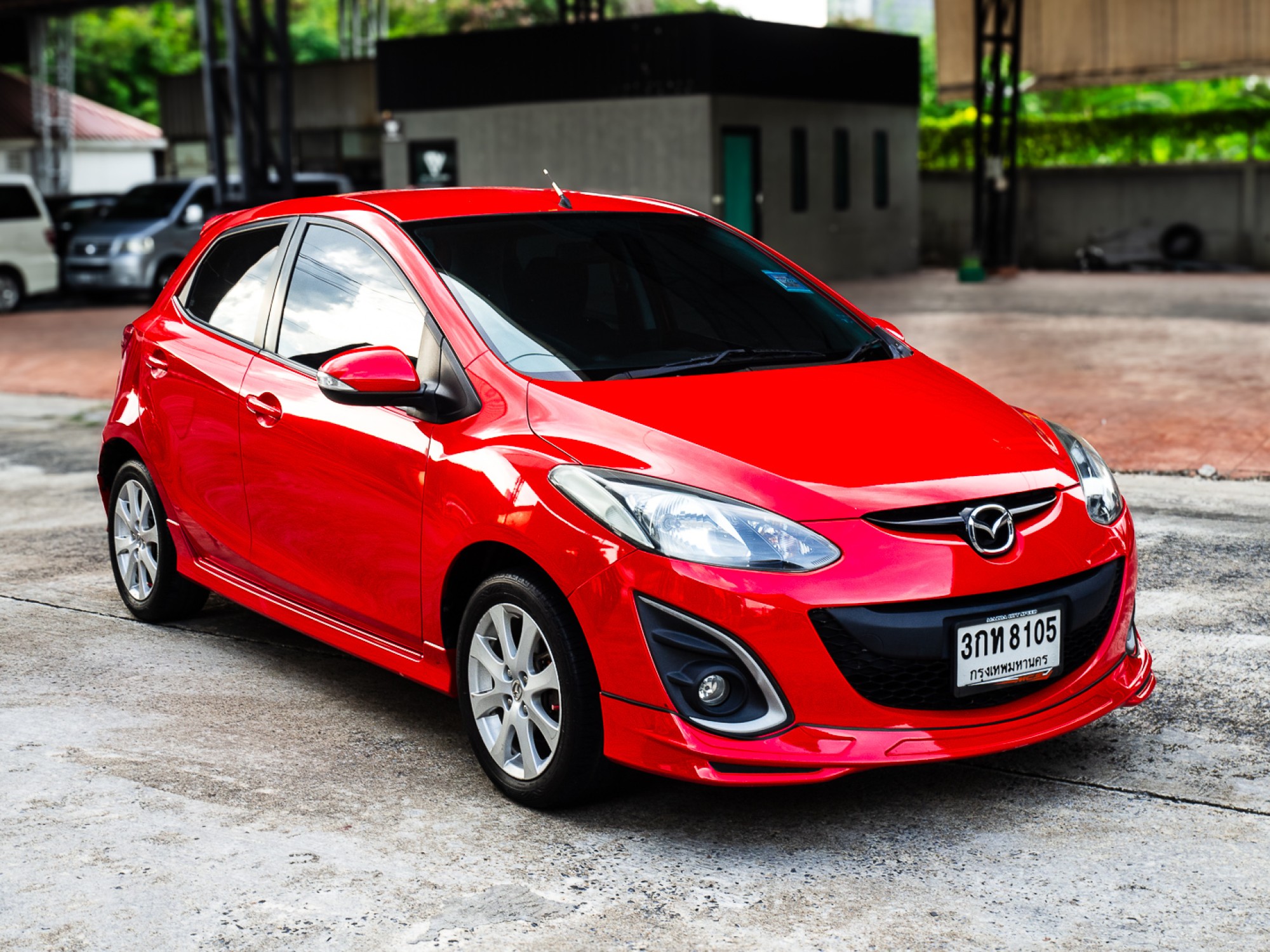 2014 Mazda 2 Sports (5 ประตู) สีแดง (รูปที่ 3)