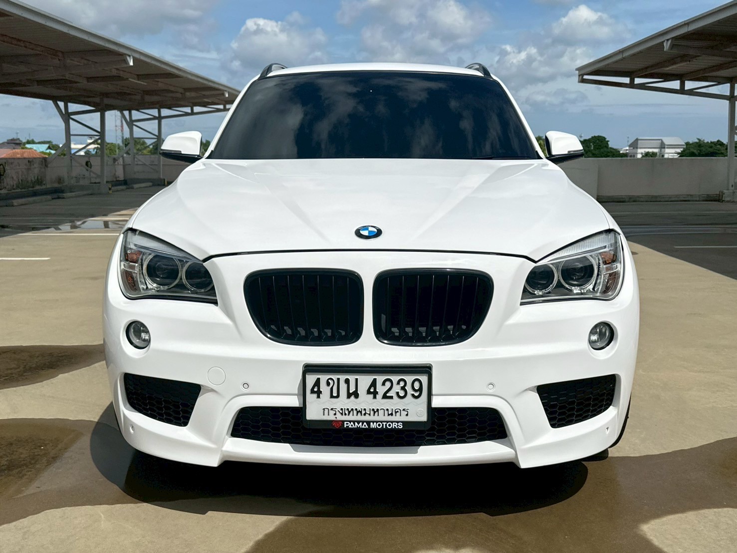 2016 BMW X1 E84 สีขาว (รูปที่ 4)
