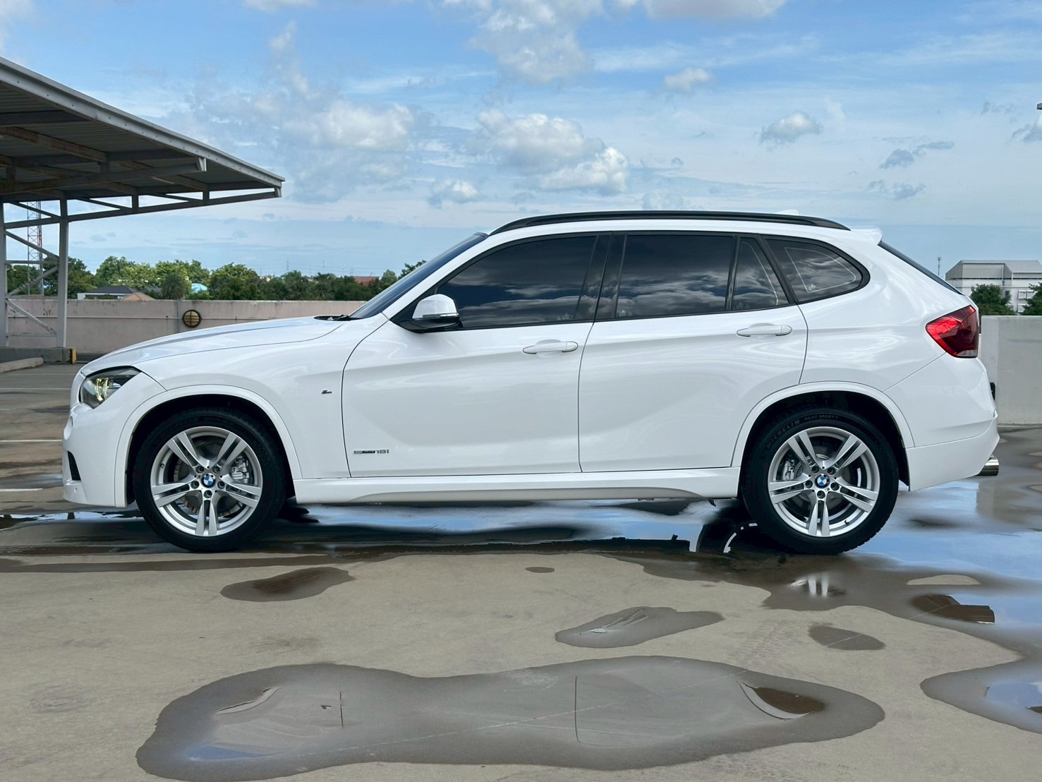 2016 BMW X1 E84 สีขาว (รูปที่ 6)