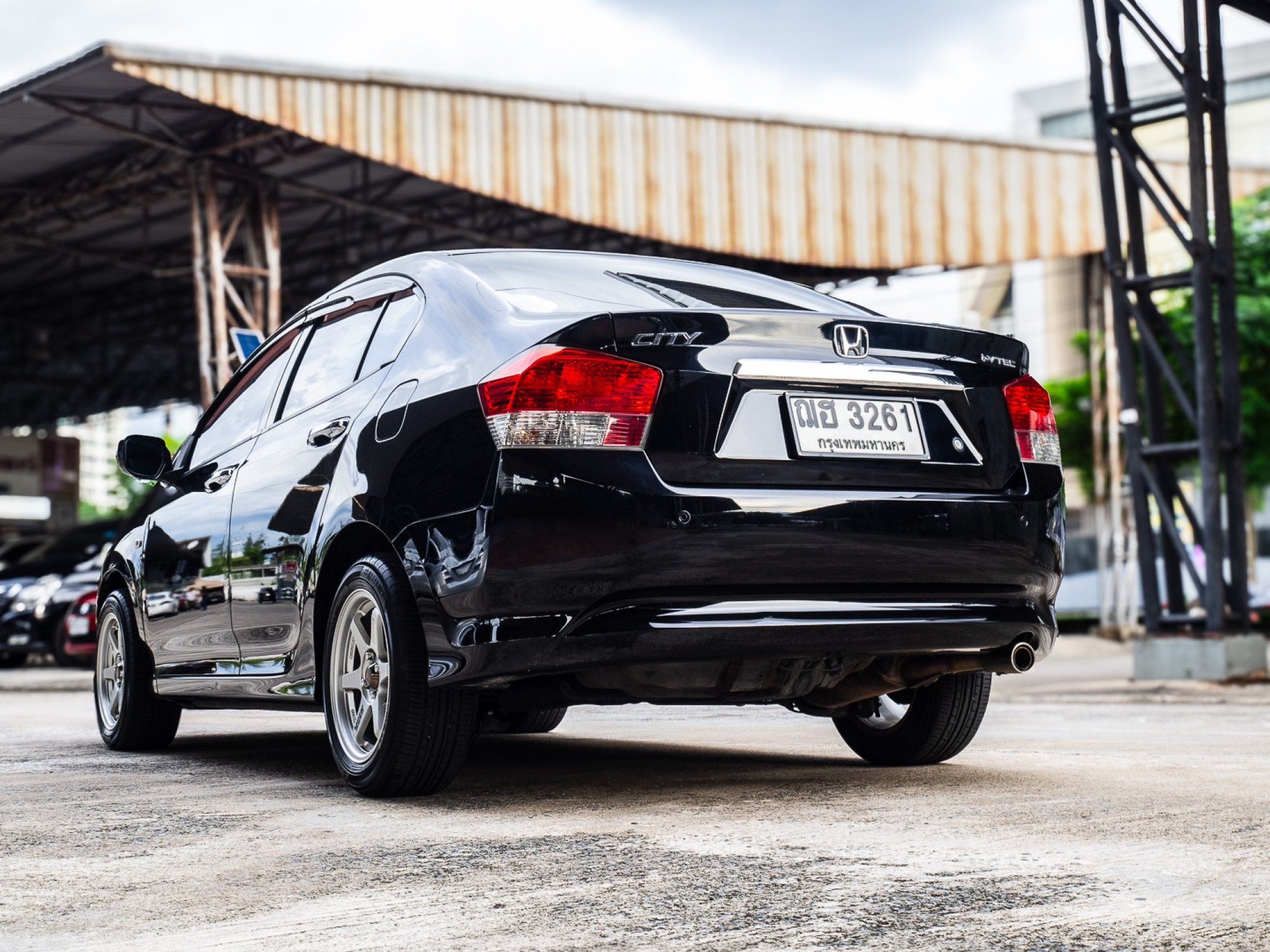 2009 Honda City สีดำ (รูปที่ 16)