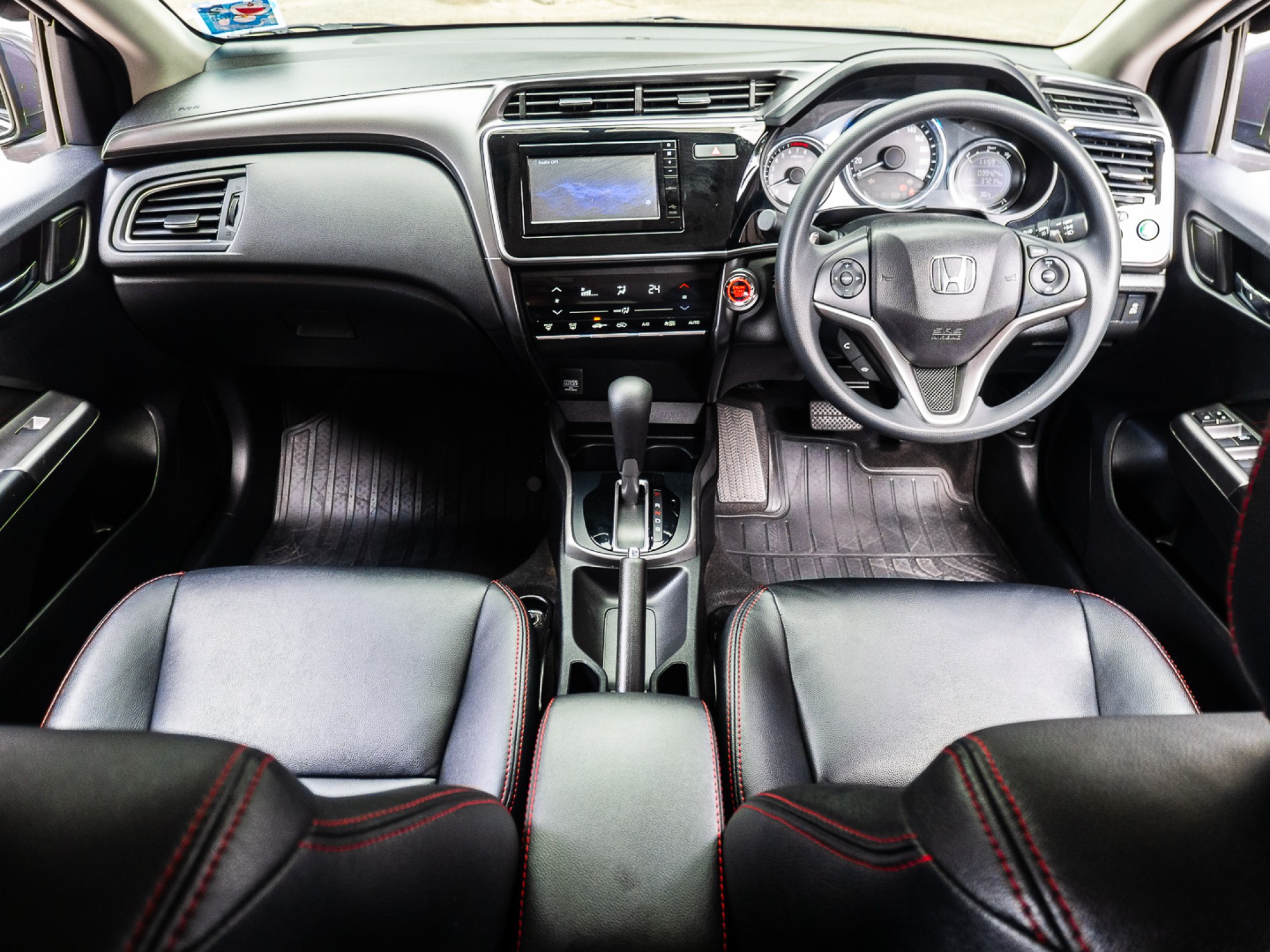 2018 Honda City สีเทา (รูปที่ 12)