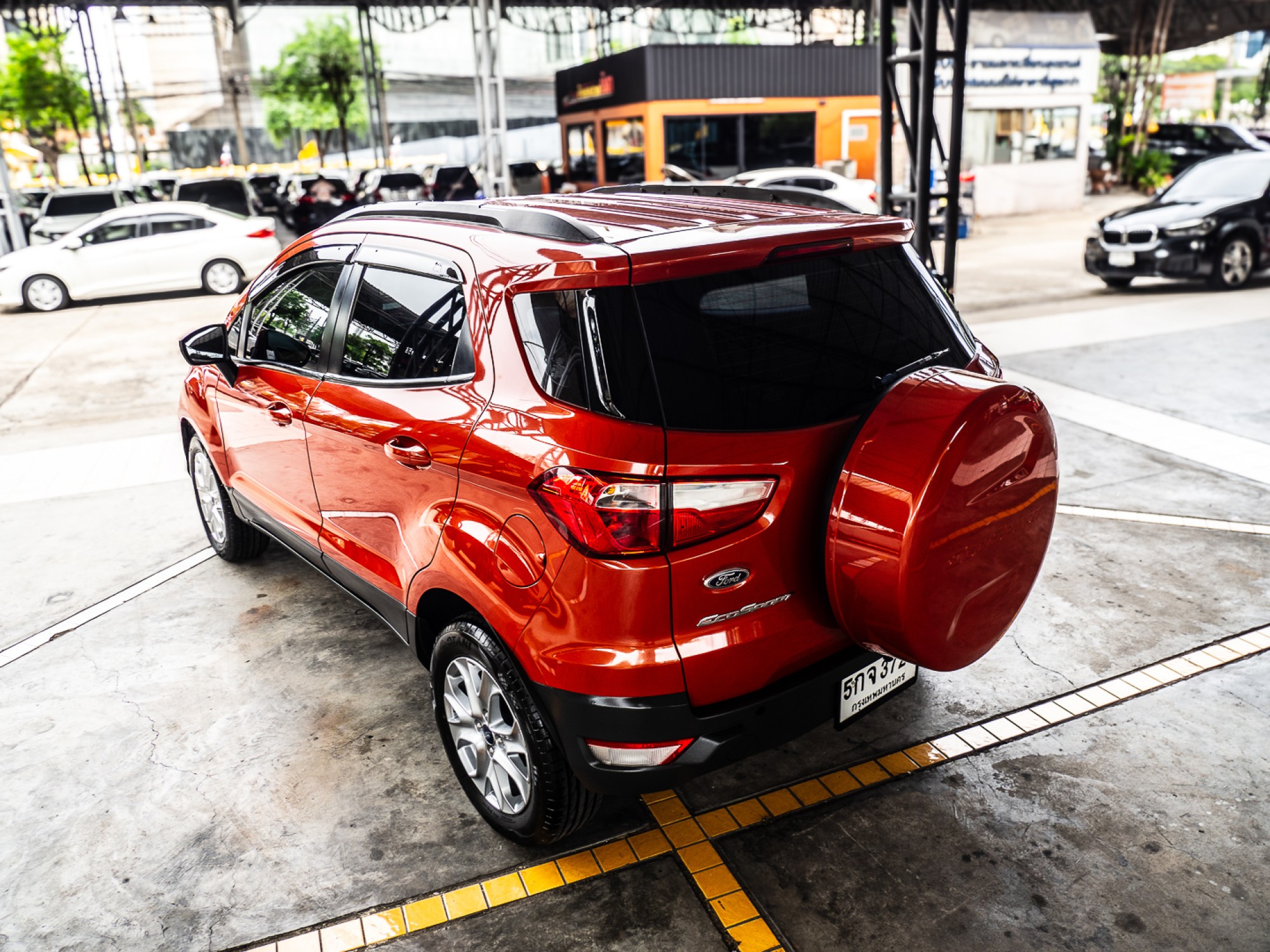 2016 Ford EcoSport สีส้ม (รูปที่ 18)