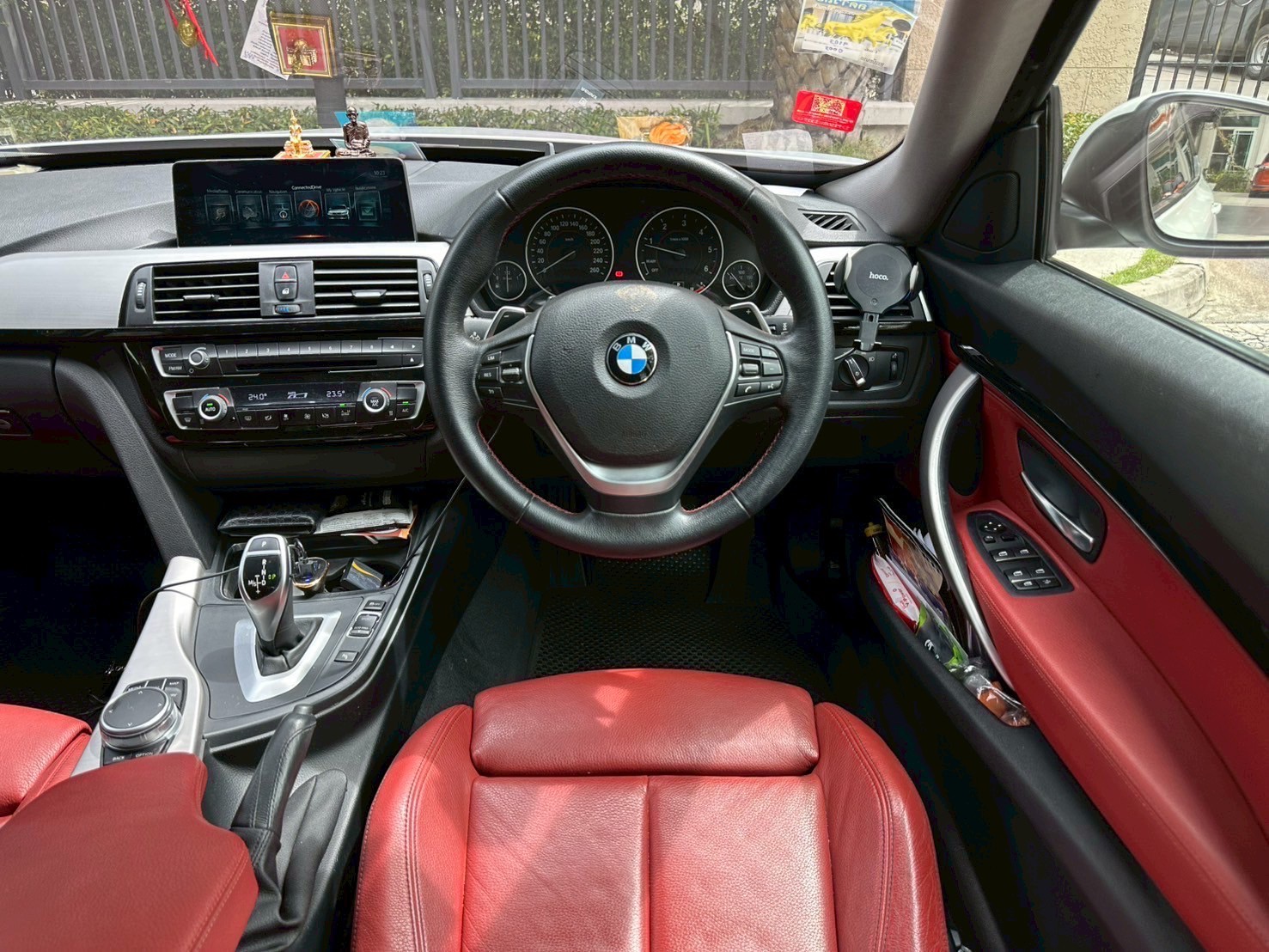 2017 BMW 3 Series F34 Gran Turismo 320d สีขาว (รูปที่ 11)