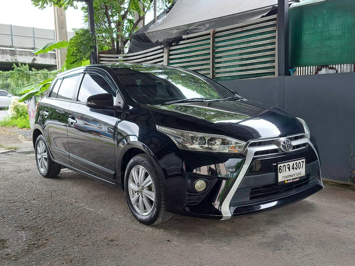 TOYOTA YARIS 1.2G ปี2017 ไมล์แท้ 70,000 มือเดียว รุ่นท็อป ประวัติดีเข้าToyotaตลอด (รูปที่ 2)