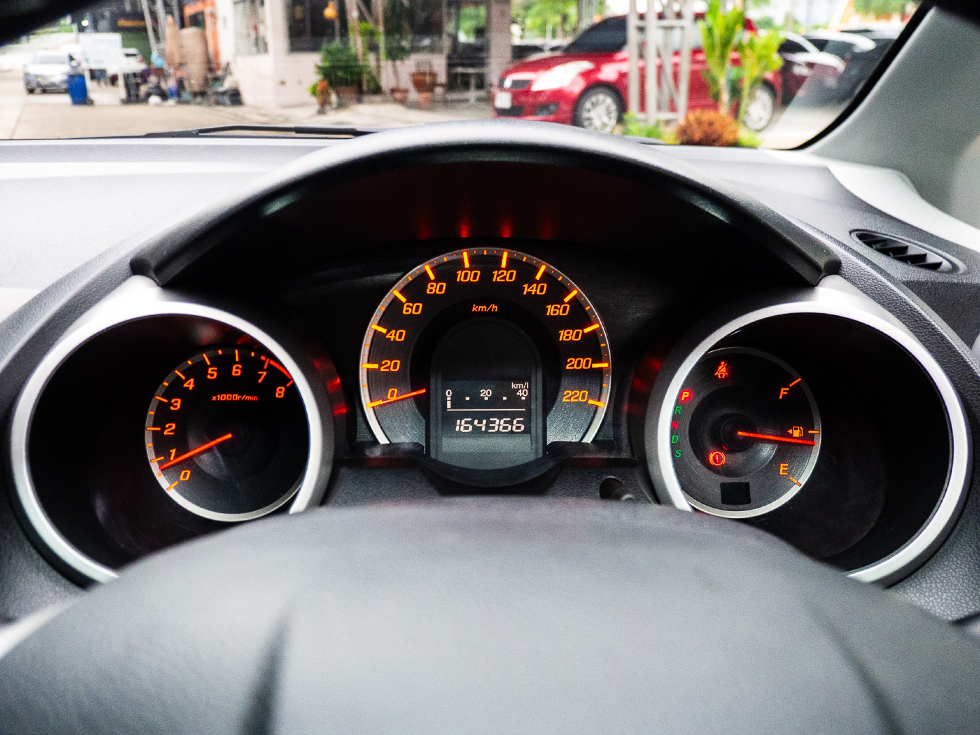 2008 Honda Jazz GE สีขาว (รูปที่ 14)