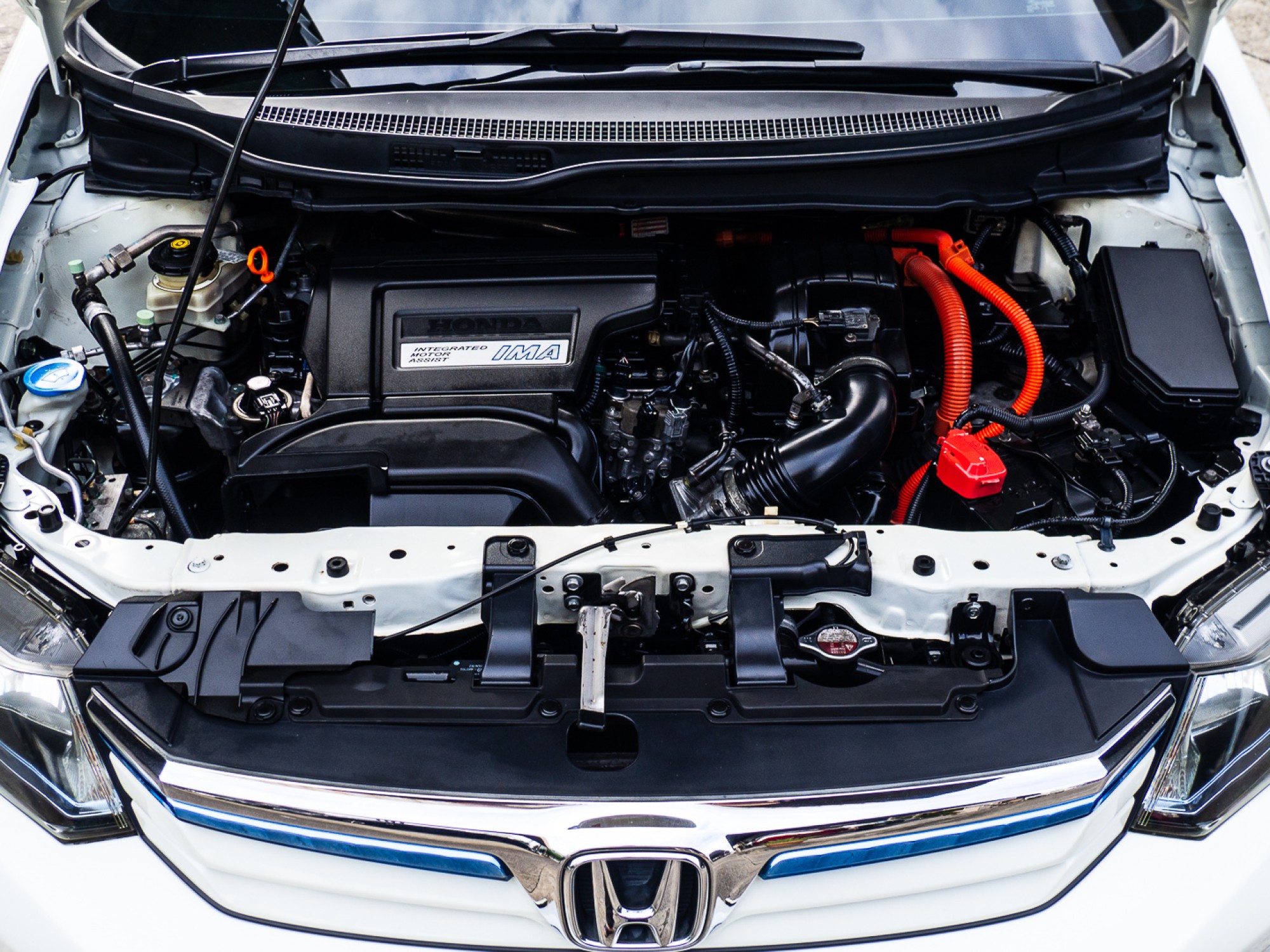 2014 Honda Civic FB สีขาว (รูปที่ 19)