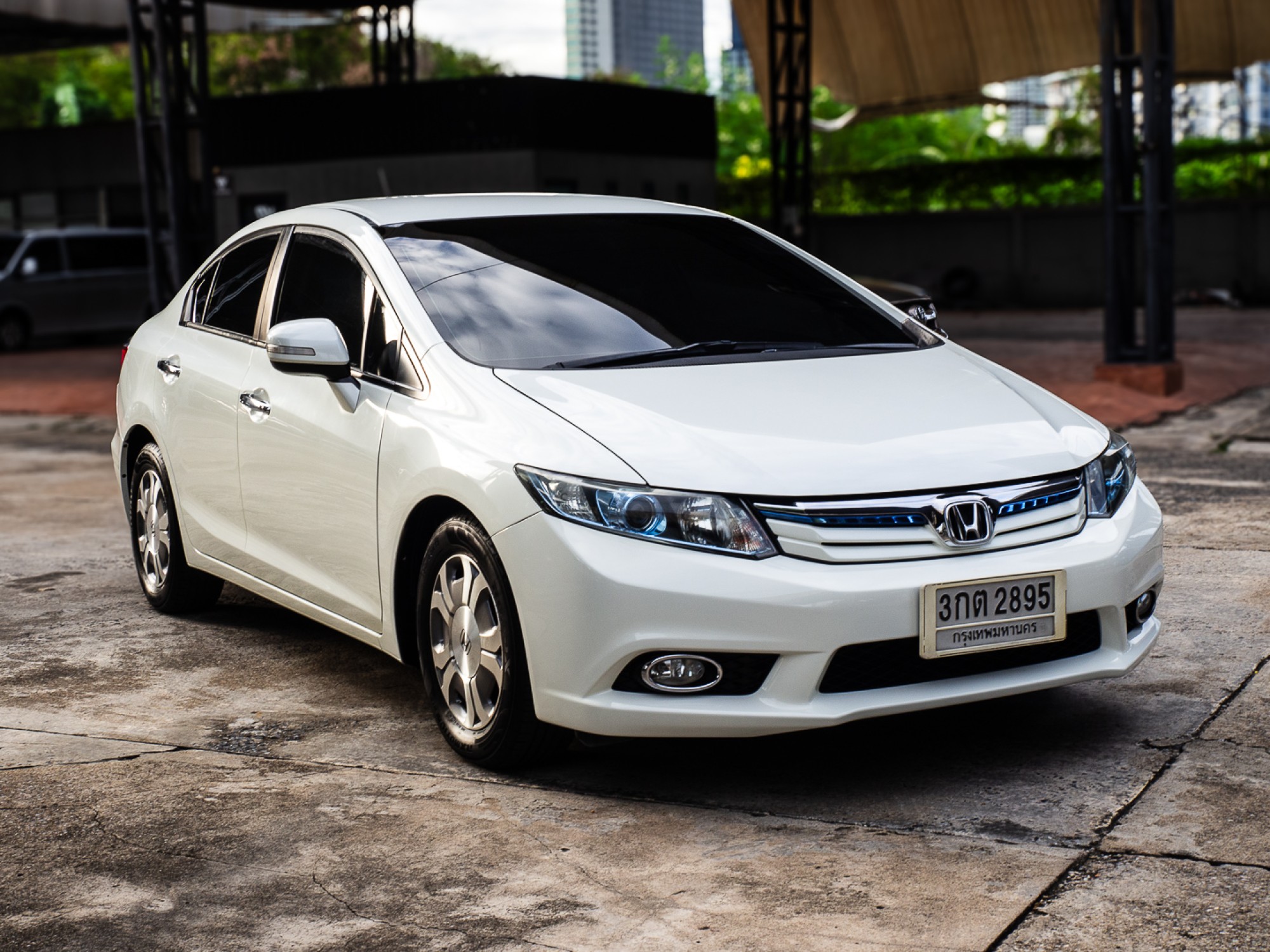 2014 Honda Civic FB สีขาว