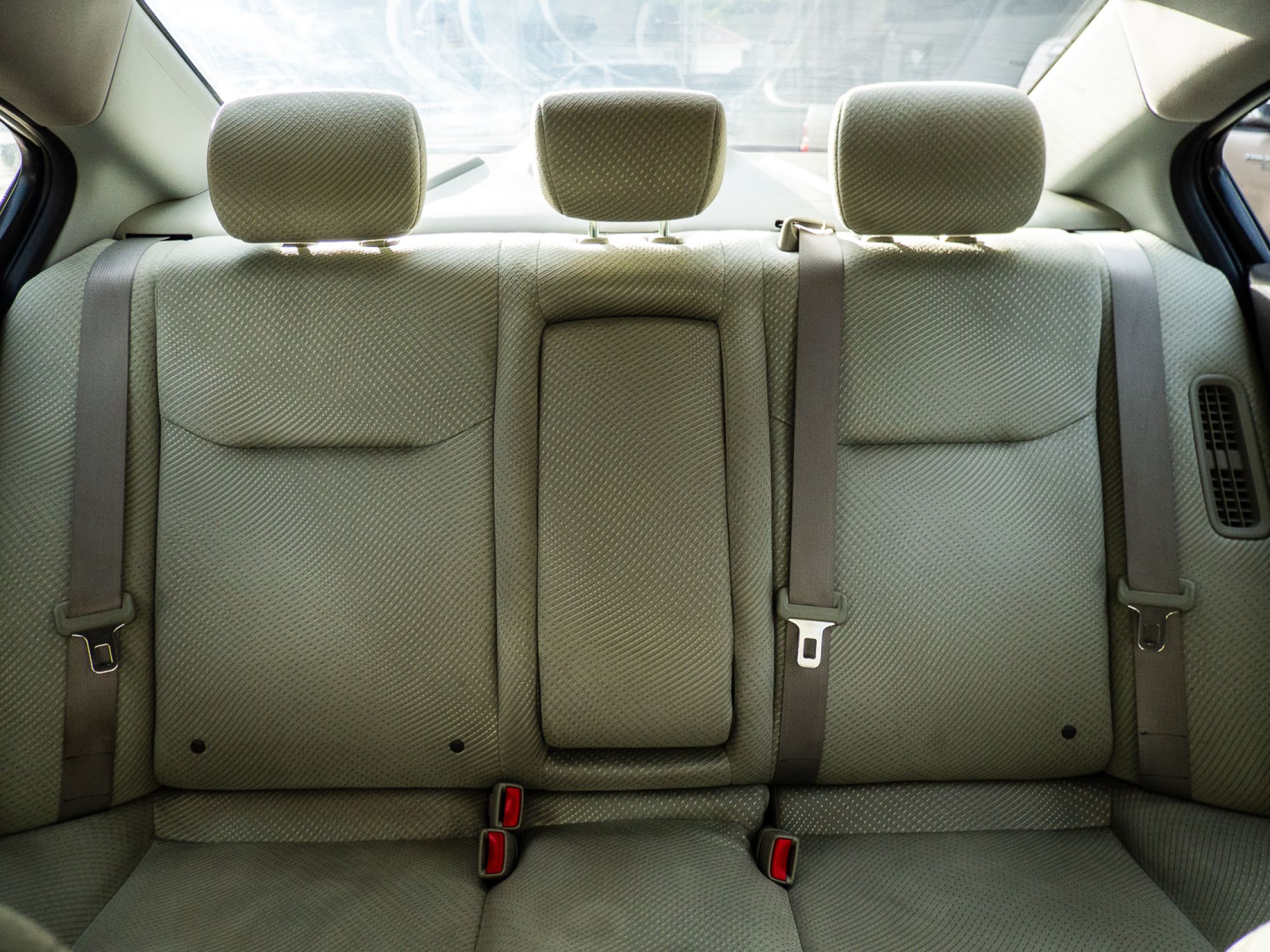 2014 Honda Civic FB สีขาว (รูปที่ 12)