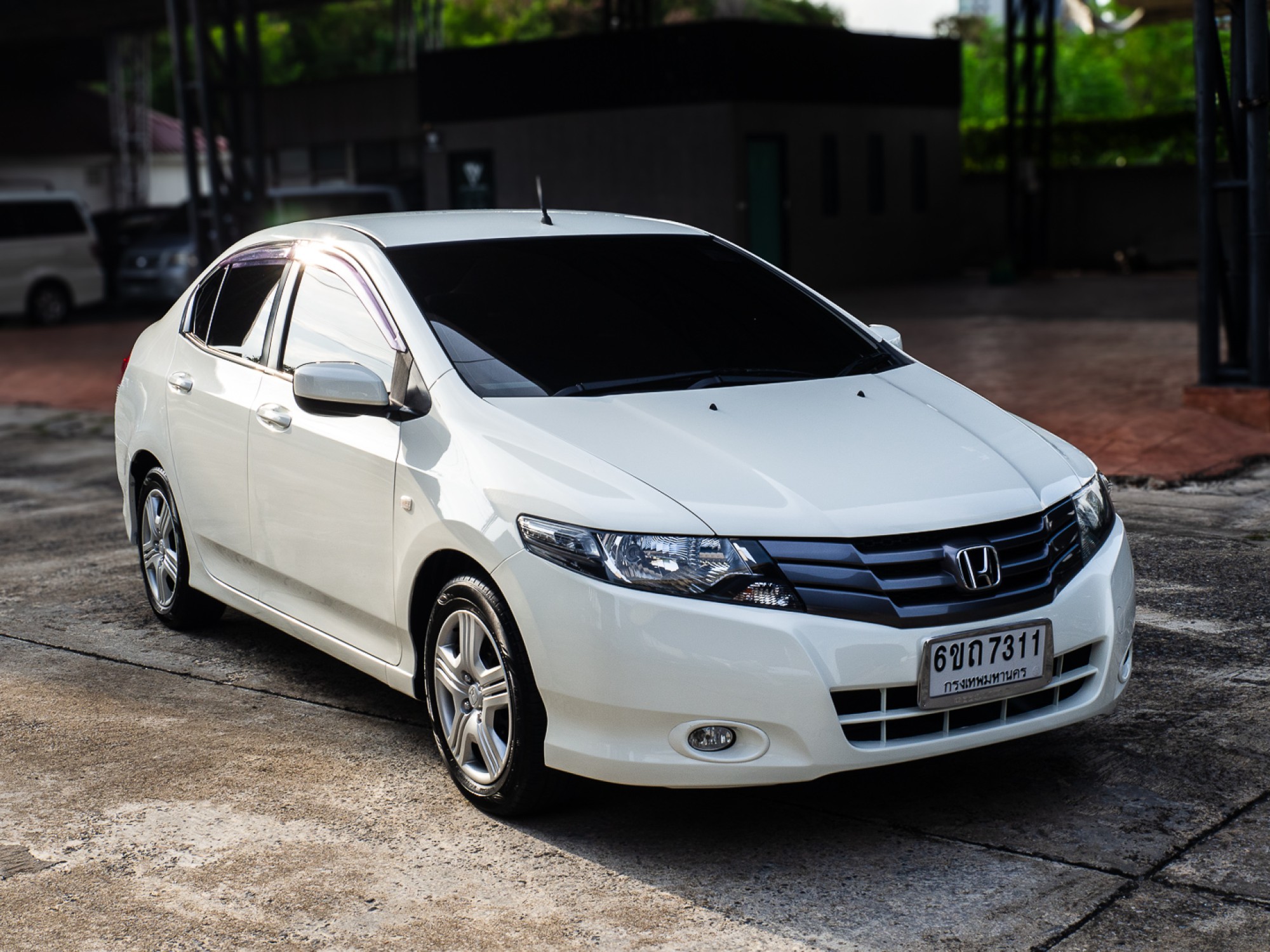 2010 Honda City สีขาว