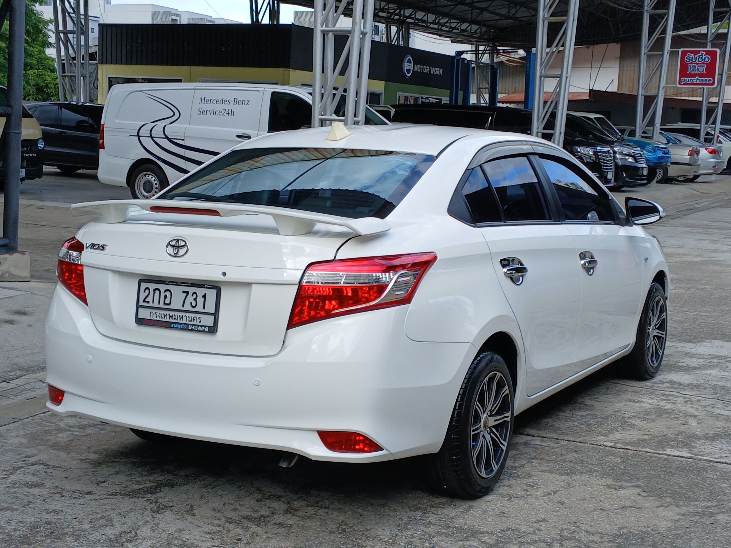 2014 Toyota Vios สีขาว (รูปที่ 5)