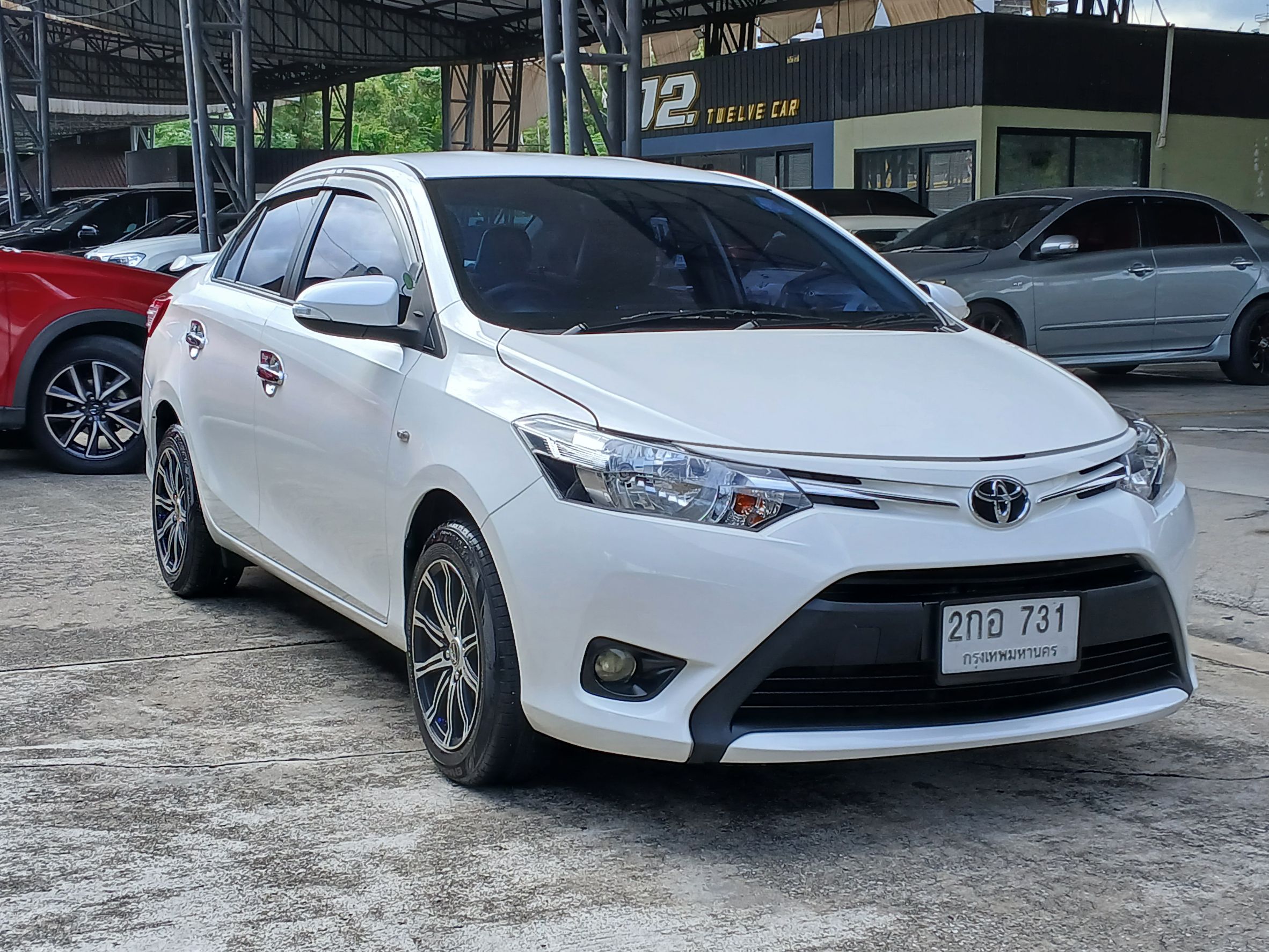 2014 Toyota Vios สีขาว (รูปที่ 3)