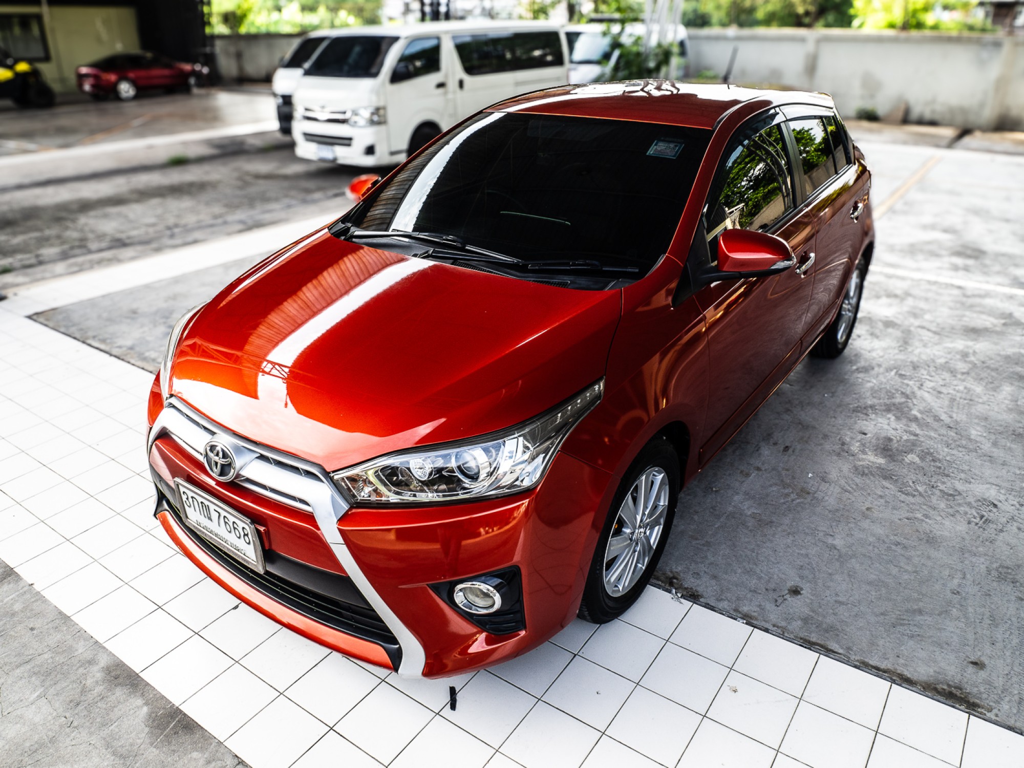 2014 Toyota Yaris สีส้ม (รูปที่ 20)