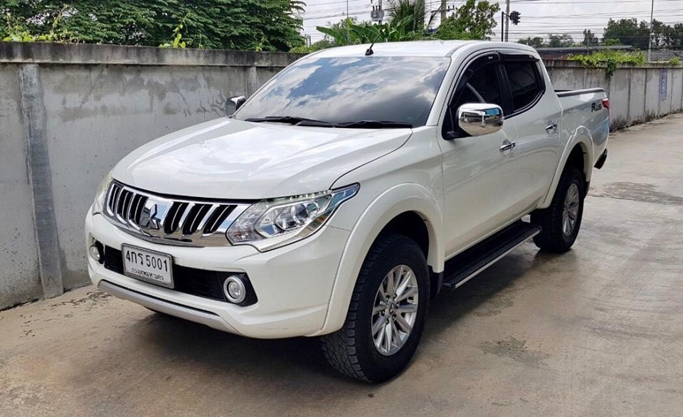 Mitsubishi Triton Double cab ปี 2014 สีขาว