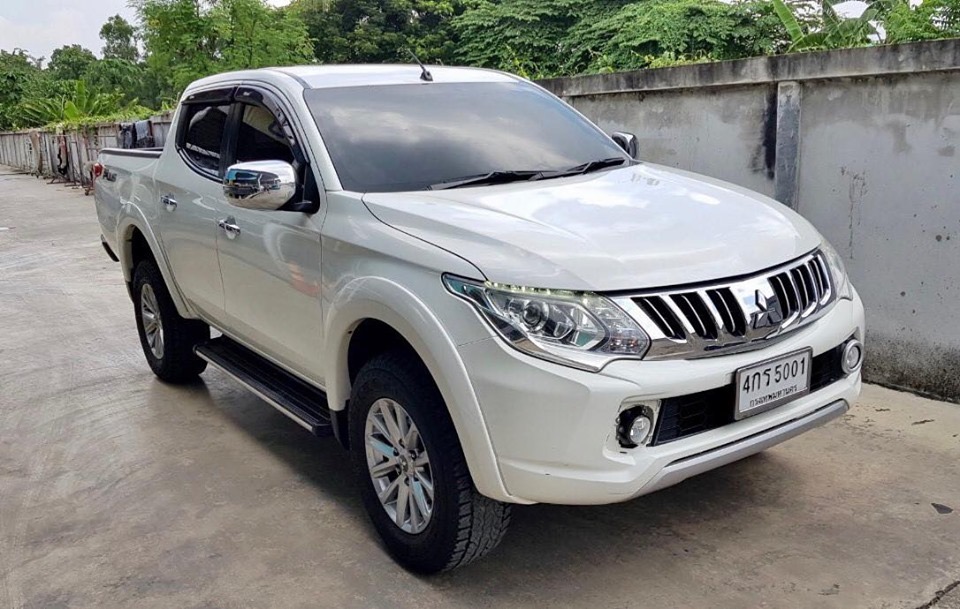 Mitsubishi Triton Double cab ปี 2014 สีขาว (รูปที่ 2)