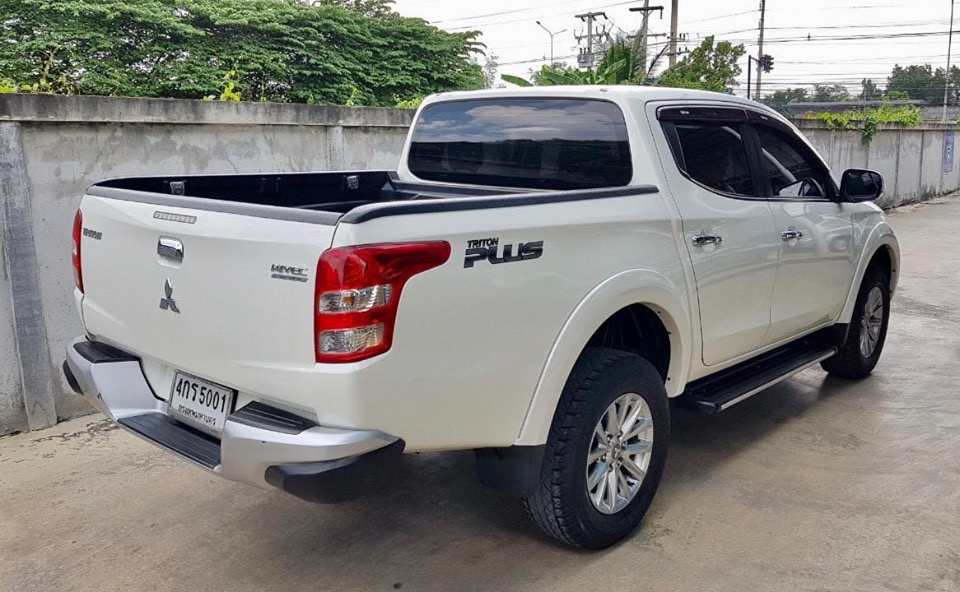 Mitsubishi Triton Double cab ปี 2014 สีขาว (รูปที่ 4)