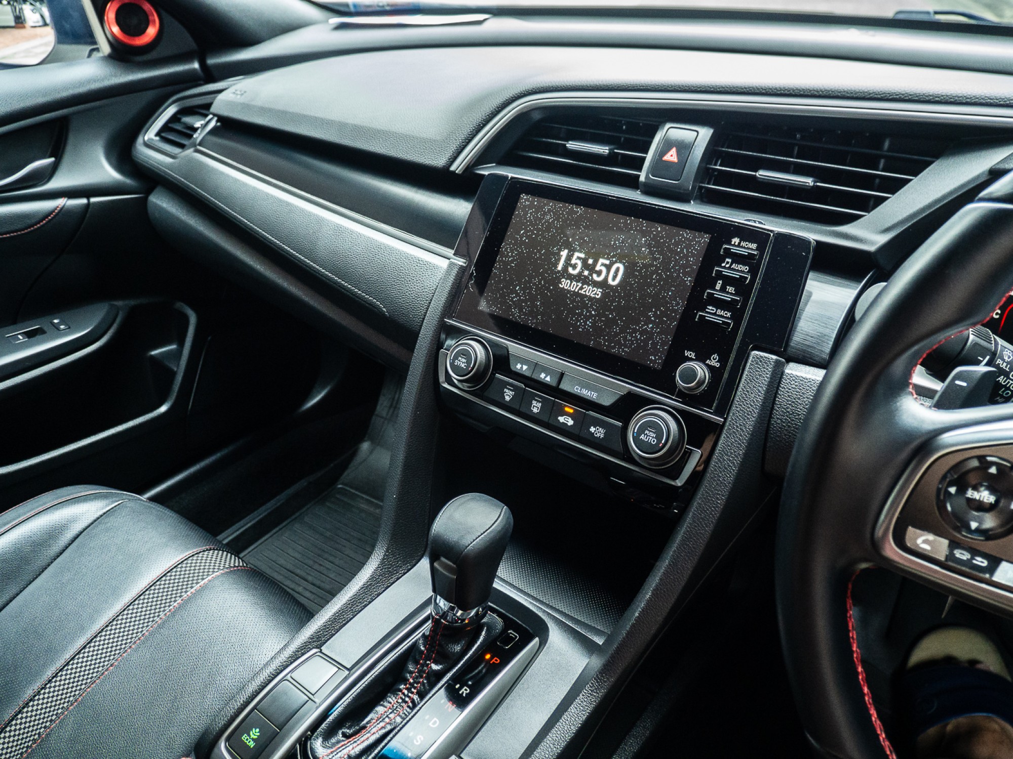 2021 Honda Civic Type R สีขาว (รูปที่ 14)