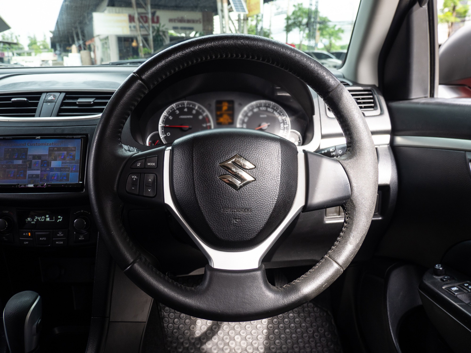 2013 Suzuki Swift สีส้ม (รูปที่ 14)