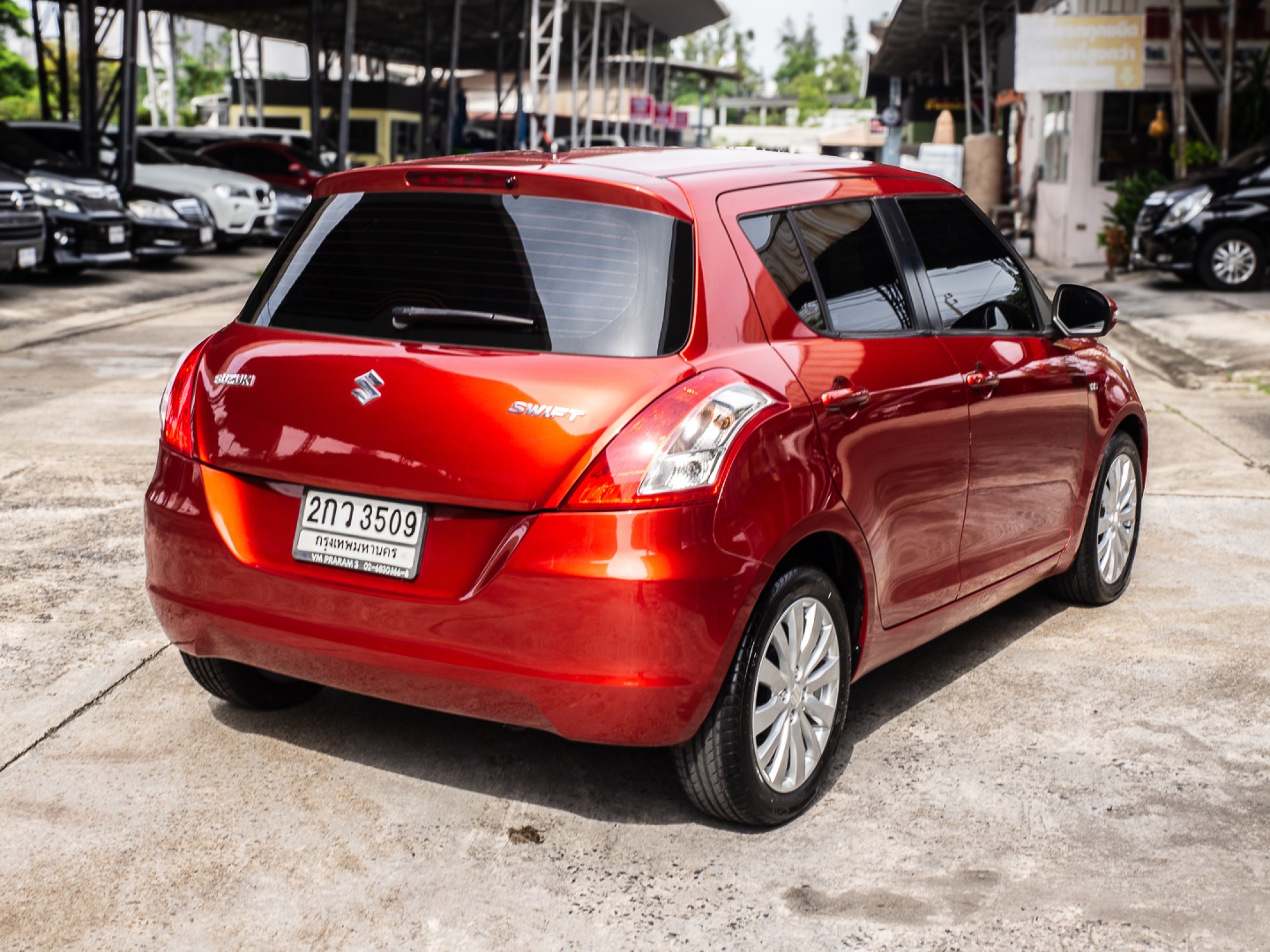 2013 Suzuki Swift สีส้ม (รูปที่ 7)