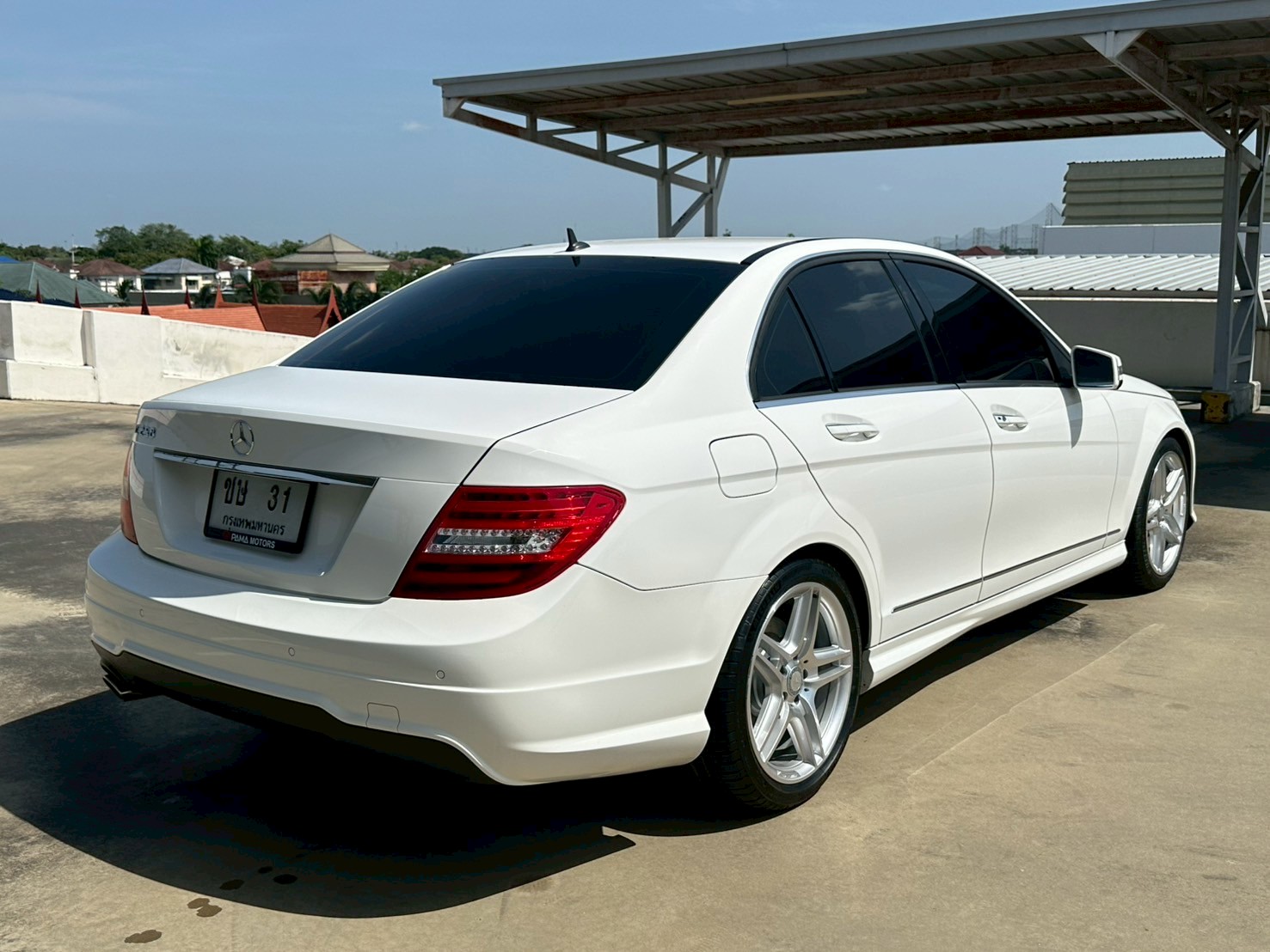 Mercedes-Benz C-Class W204 C250 สีขาว (รูปที่ 8)