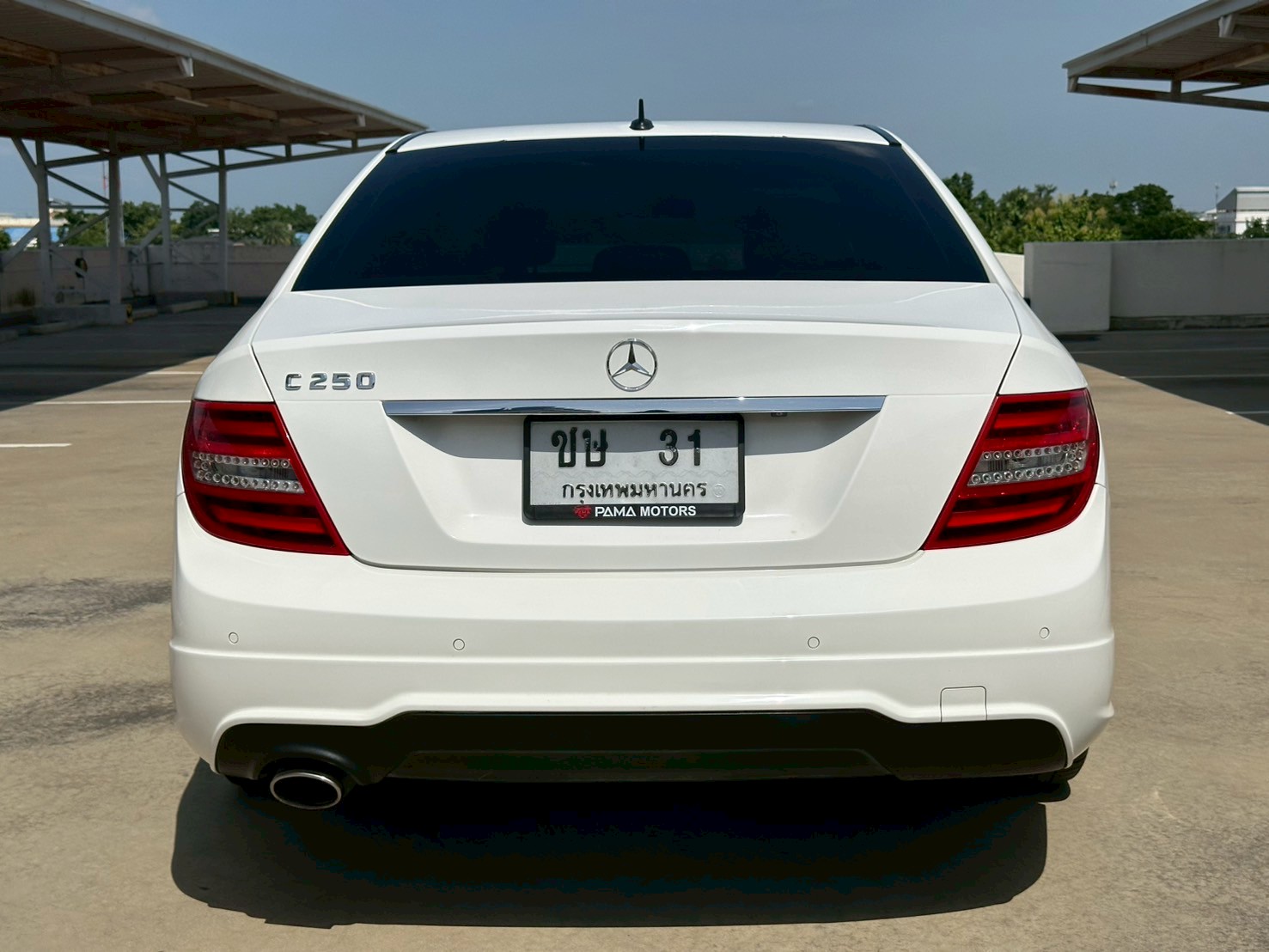 Mercedes-Benz C-Class W204 C250 สีขาว (รูปที่ 9)
