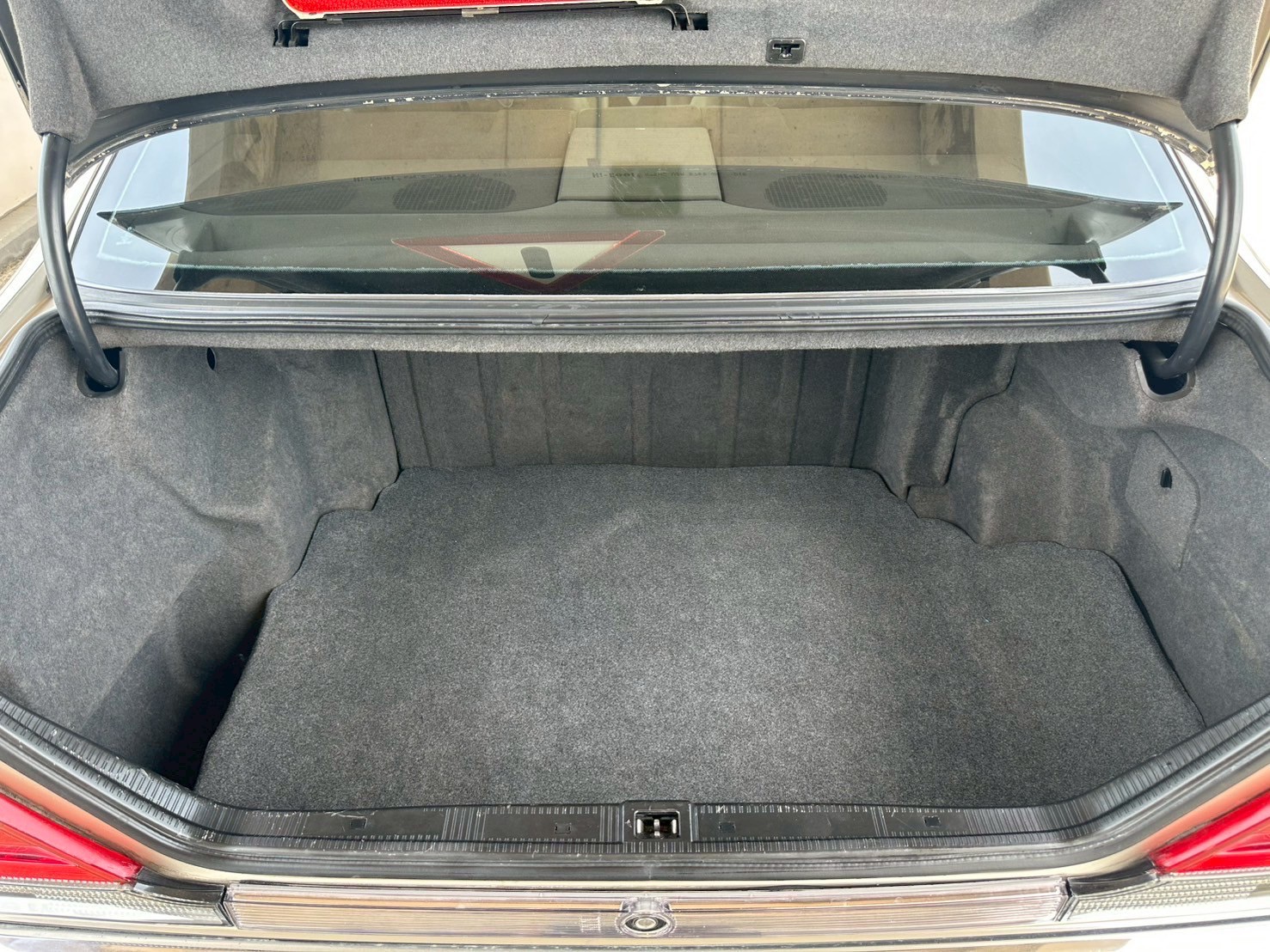 1999 Mercedes-Benz S-Class W140 S280 สีน้ำตาล (รูปที่ 18)