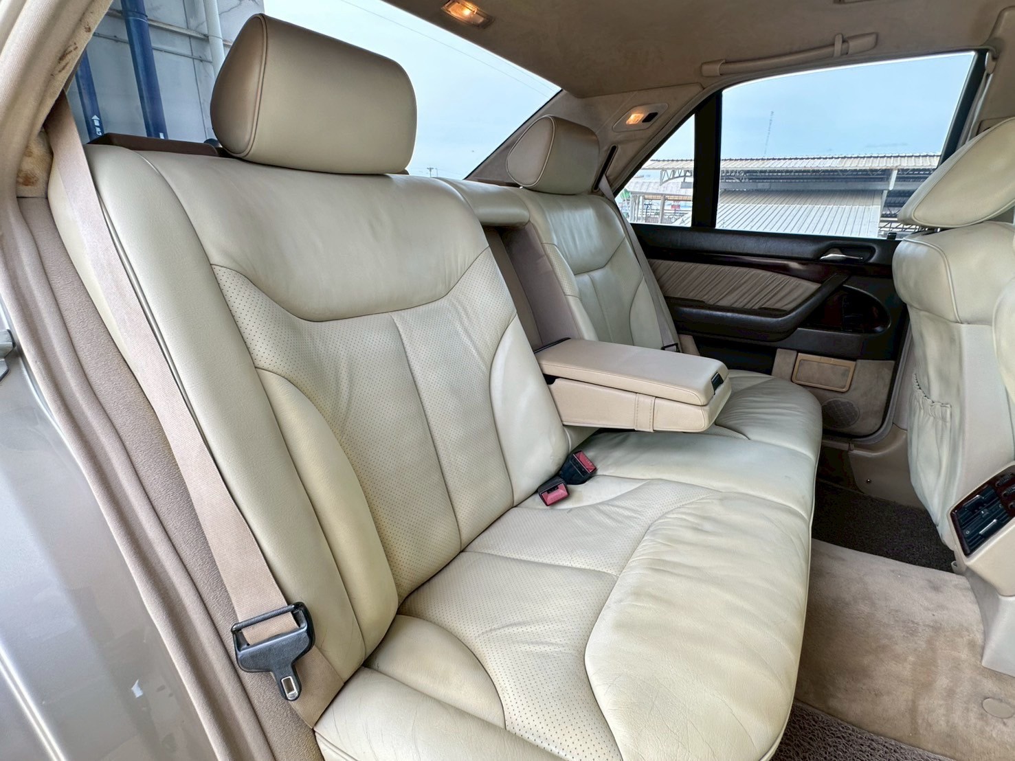 1999 Mercedes-Benz S-Class W140 S280 สีน้ำตาล (รูปที่ 15)