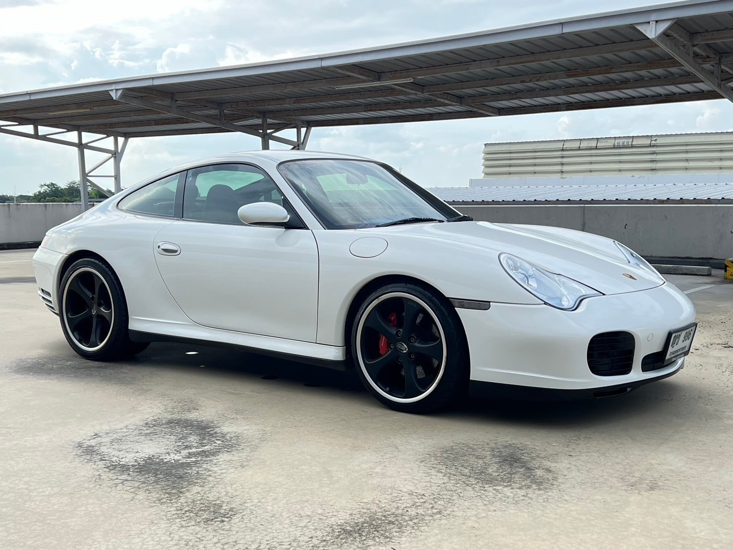 2003 Porsche 911 996 สีขาว (รูปที่ 5)