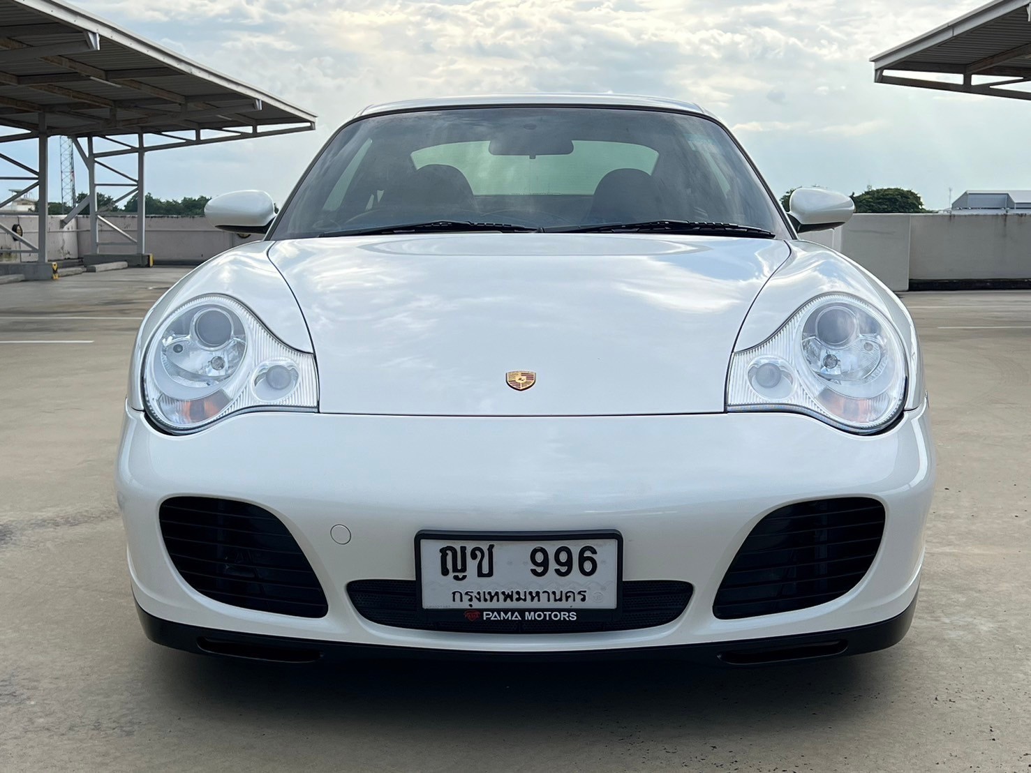 2003 Porsche 911 996 สีขาว (รูปที่ 4)