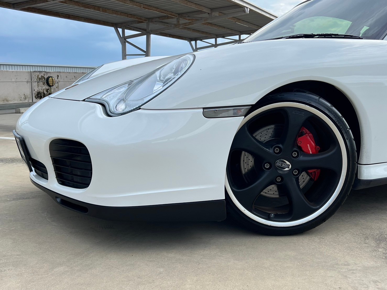 2003 Porsche 911 996 สีขาว (รูปที่ 3)