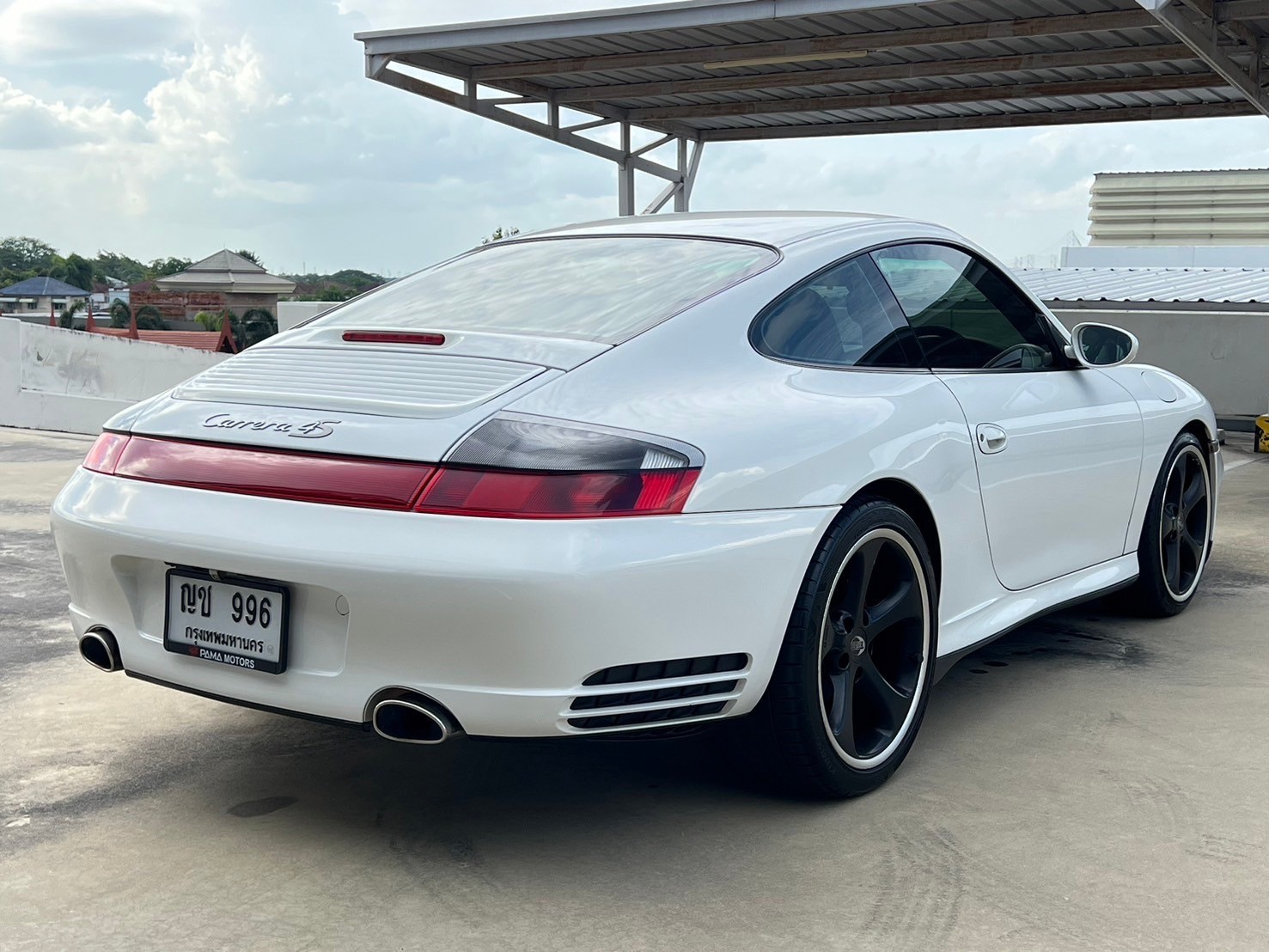 2003 Porsche 911 996 สีขาว (รูปที่ 8)